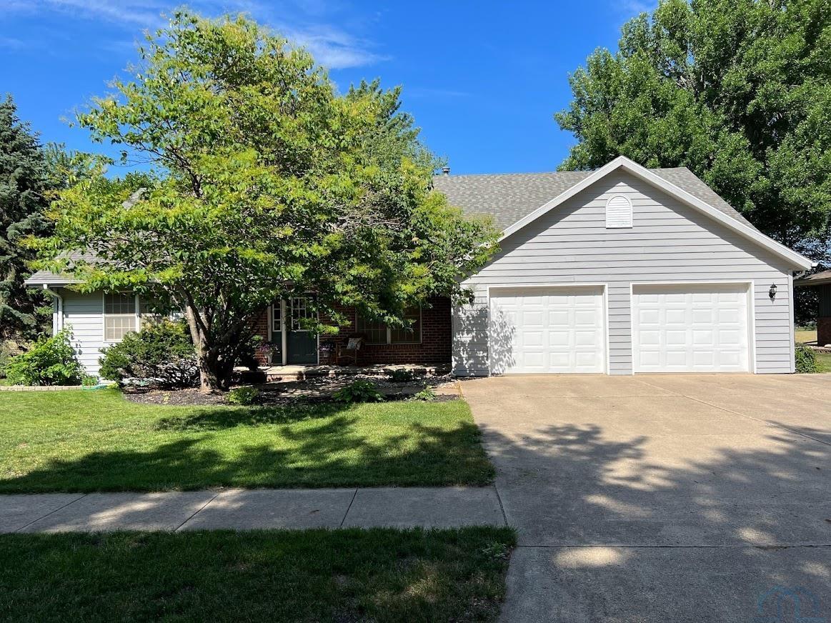 800 22nd Ave, Sheldon, Iowa 51201 