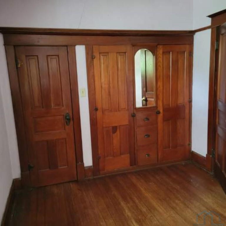 Homes For Sale at Oak St.