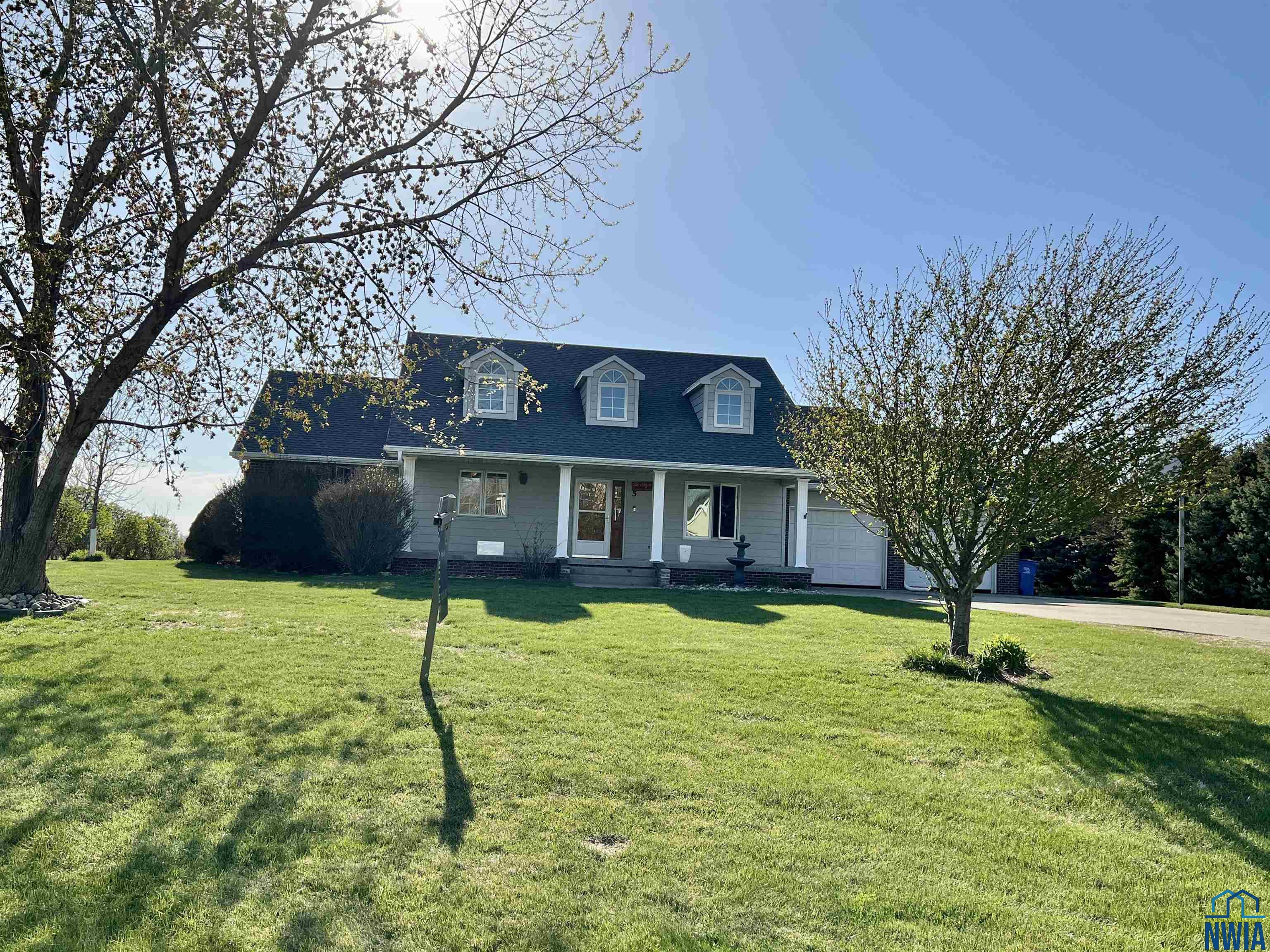 5 Deer Run Cir, McCook Lake, SD 57049 