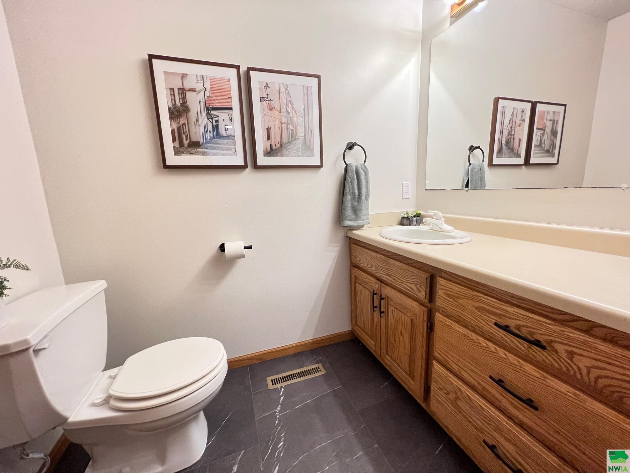 MLS #821604