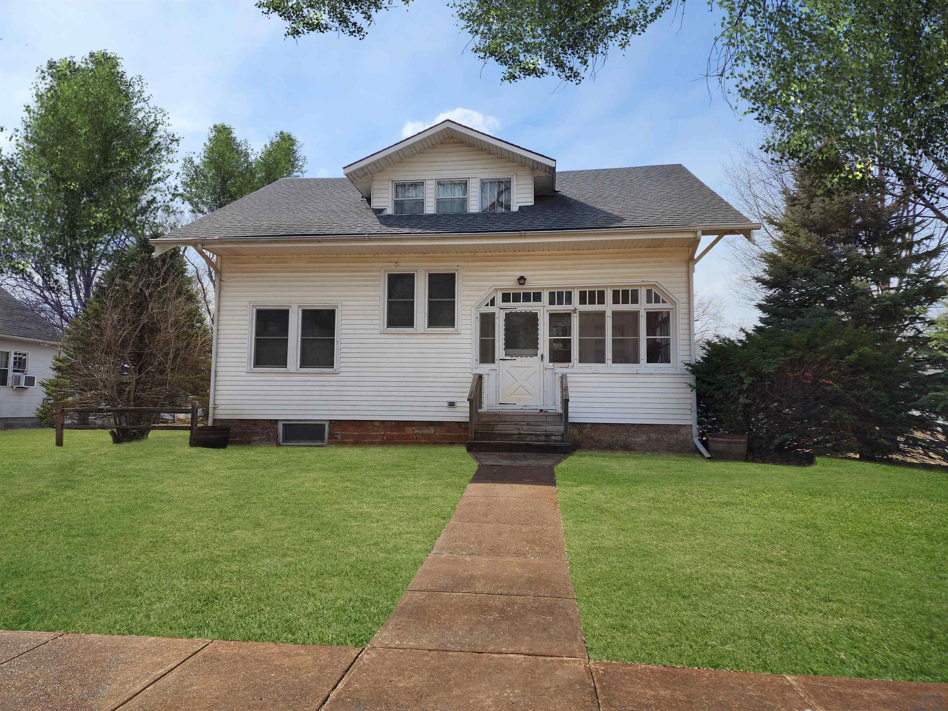 1200 12th St, Onawa, Iowa 51040 