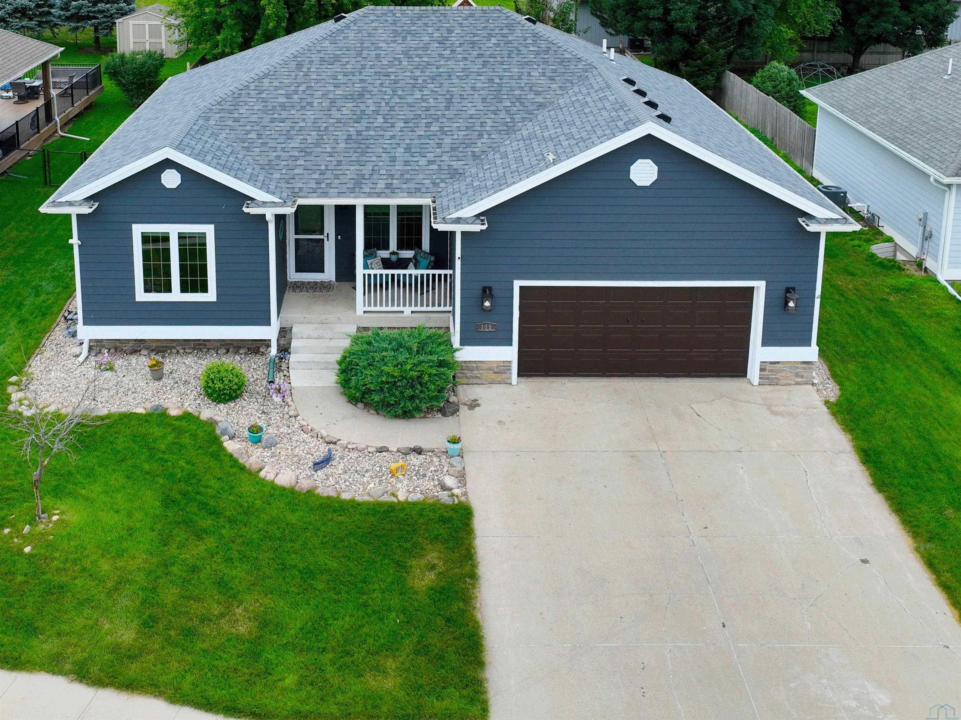 115 West Creek Dr, Lawton, Iowa 51030 