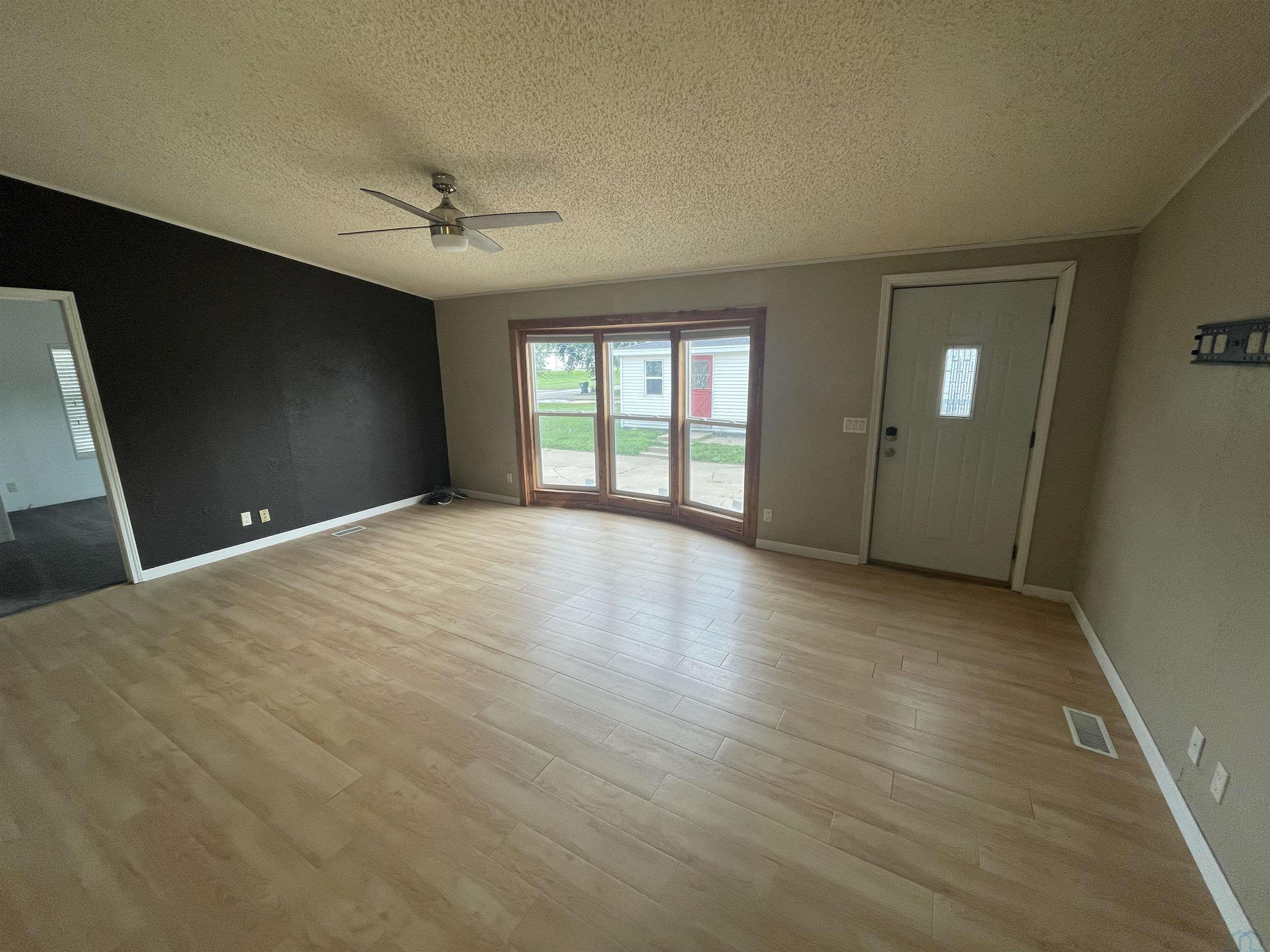 MLS# 821617