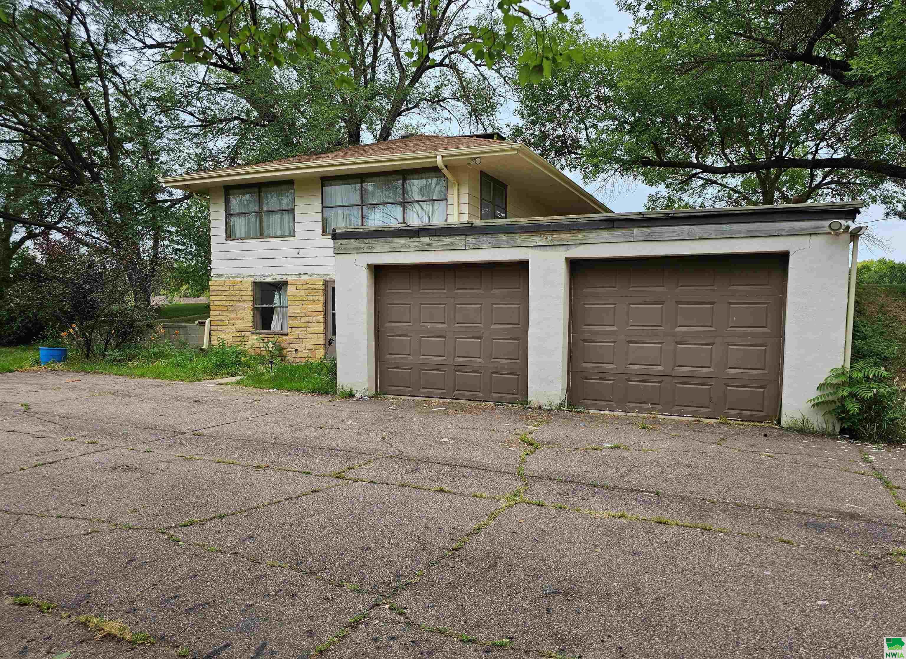 MLS #821848