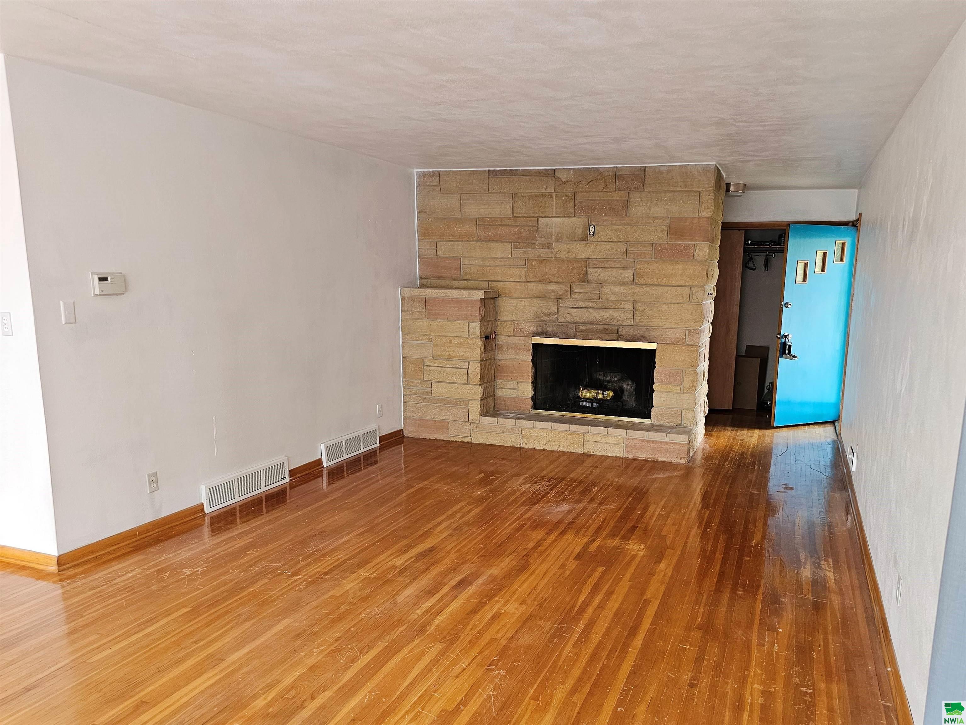 MLS #821848