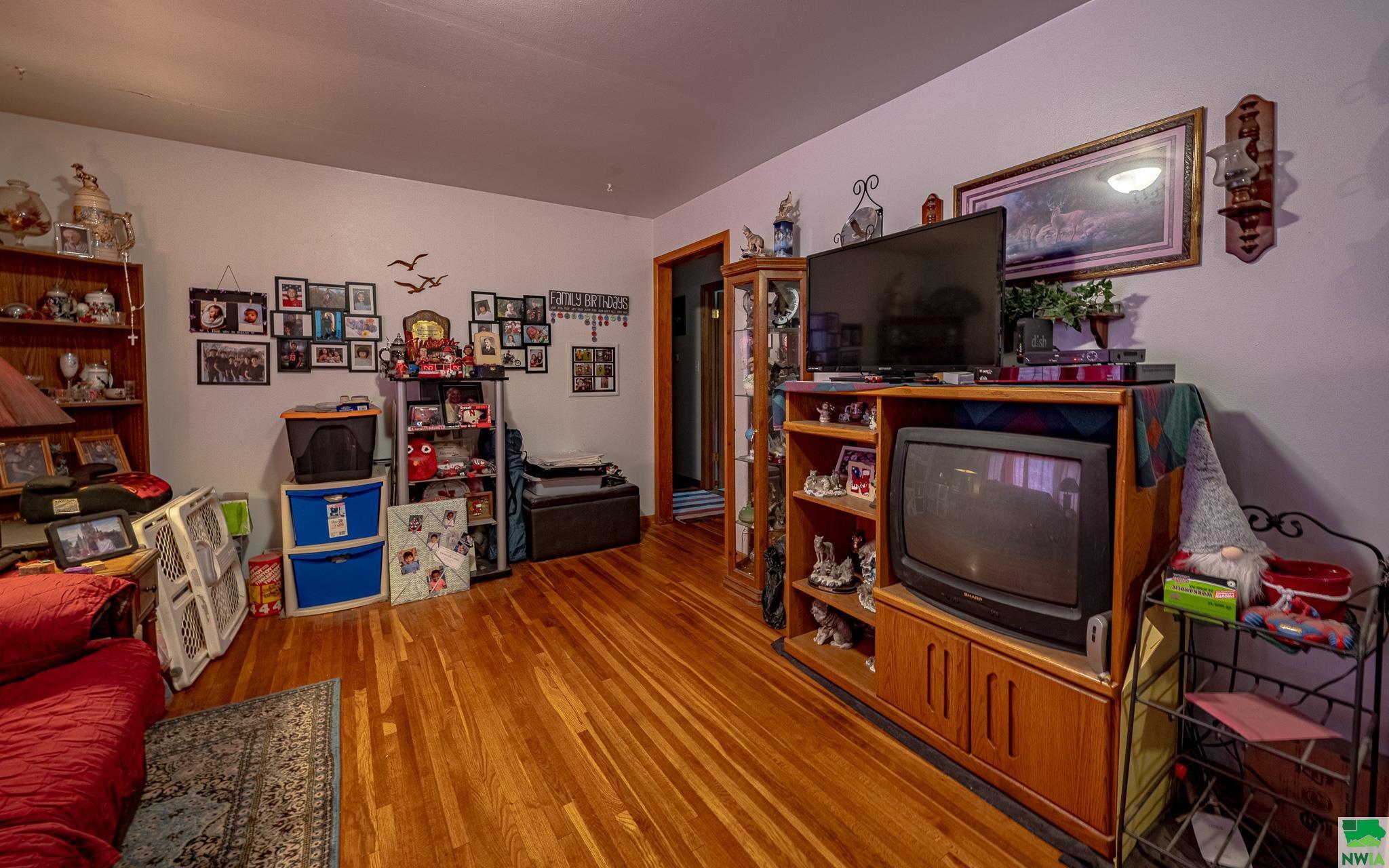 MLS #821884