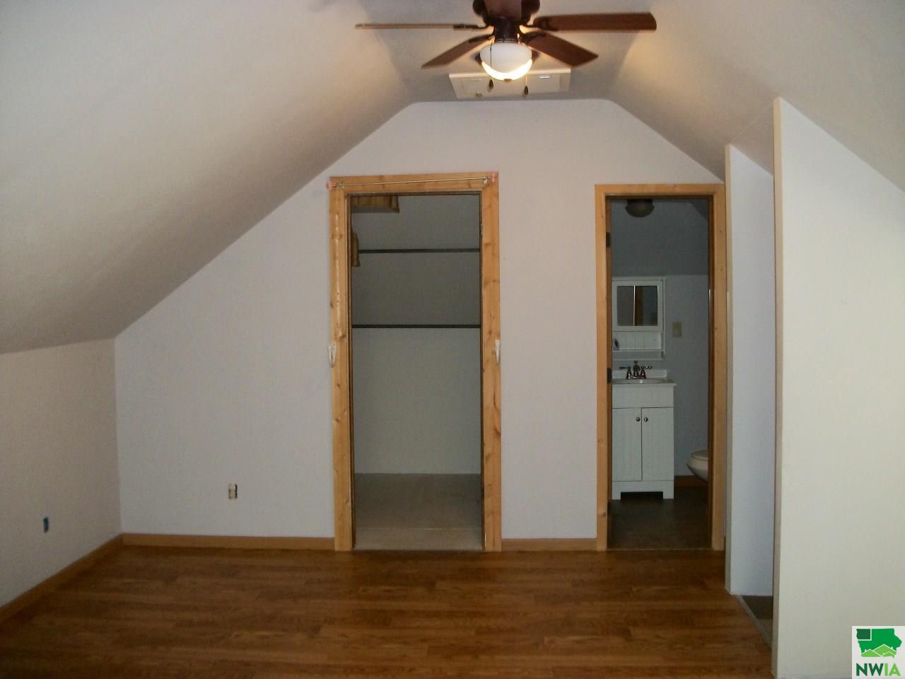 MLS #821912