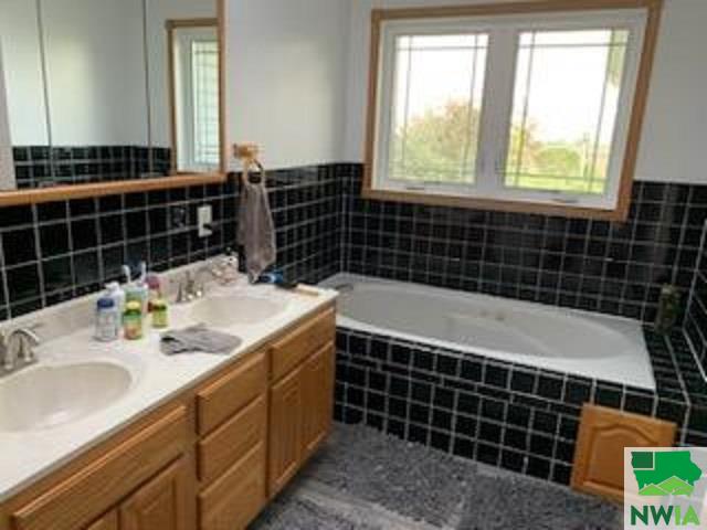 MLS #821938