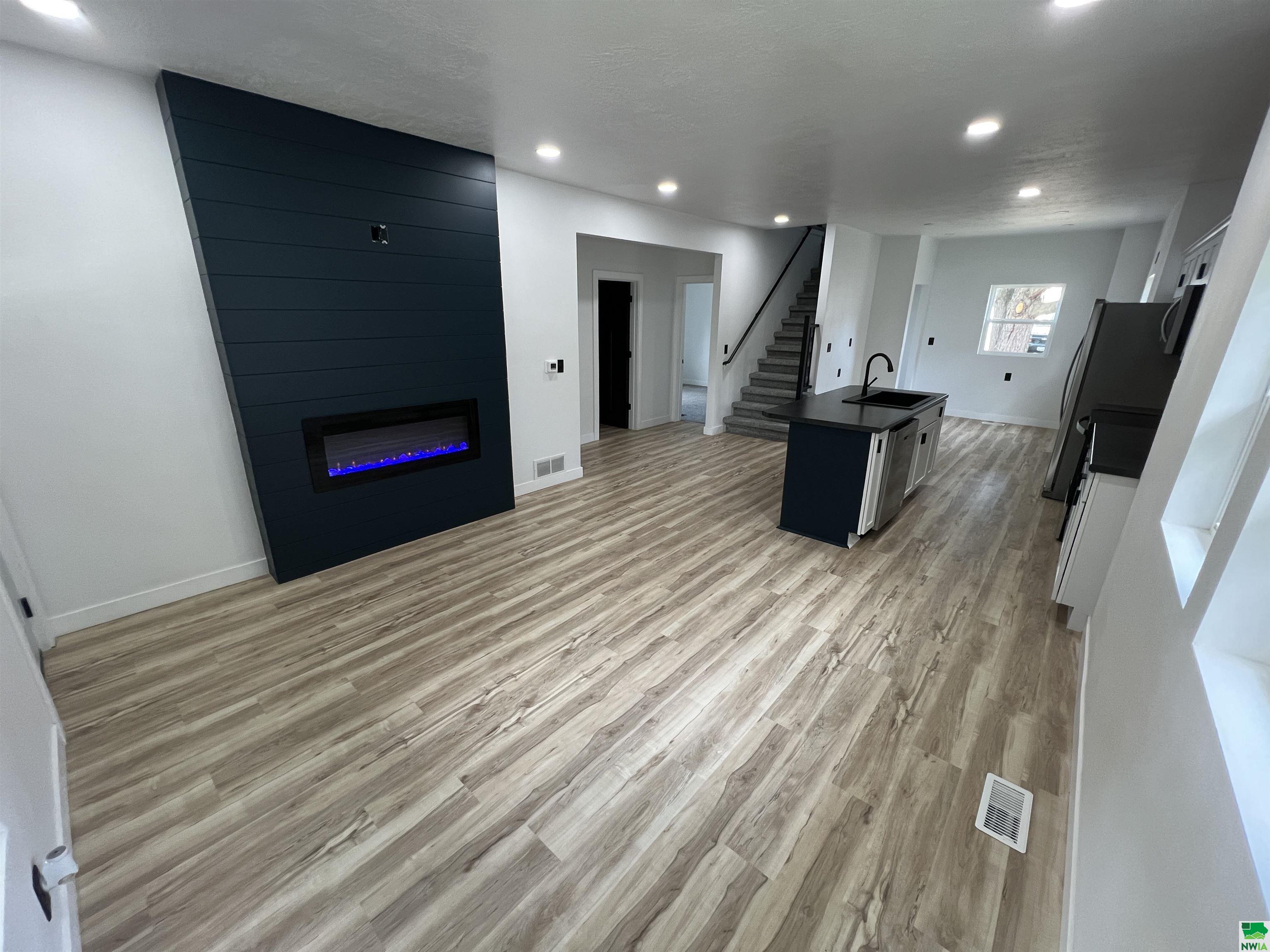 MLS #822078