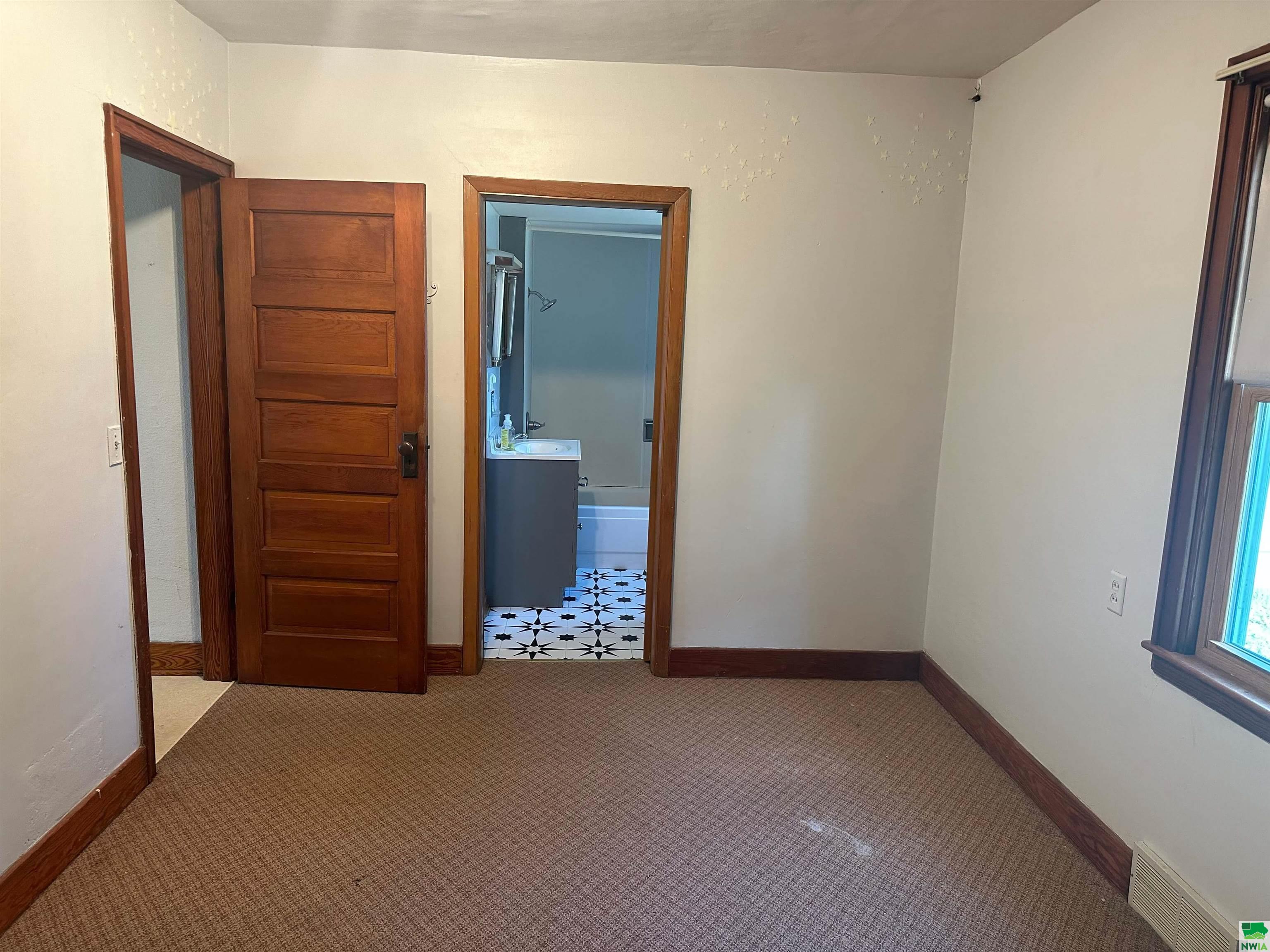 MLS #822179
