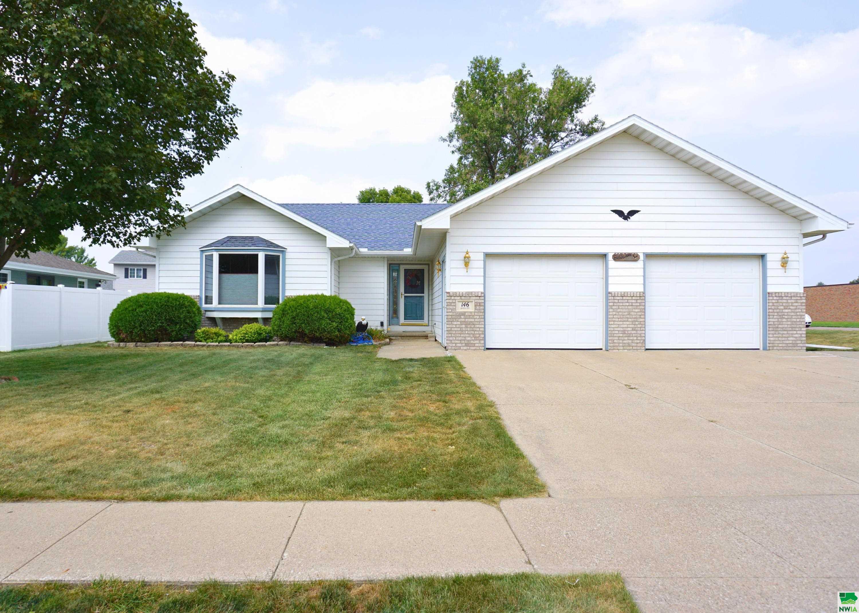 146 Golden Dr, Sergeant Bluff, Iowa 51054 