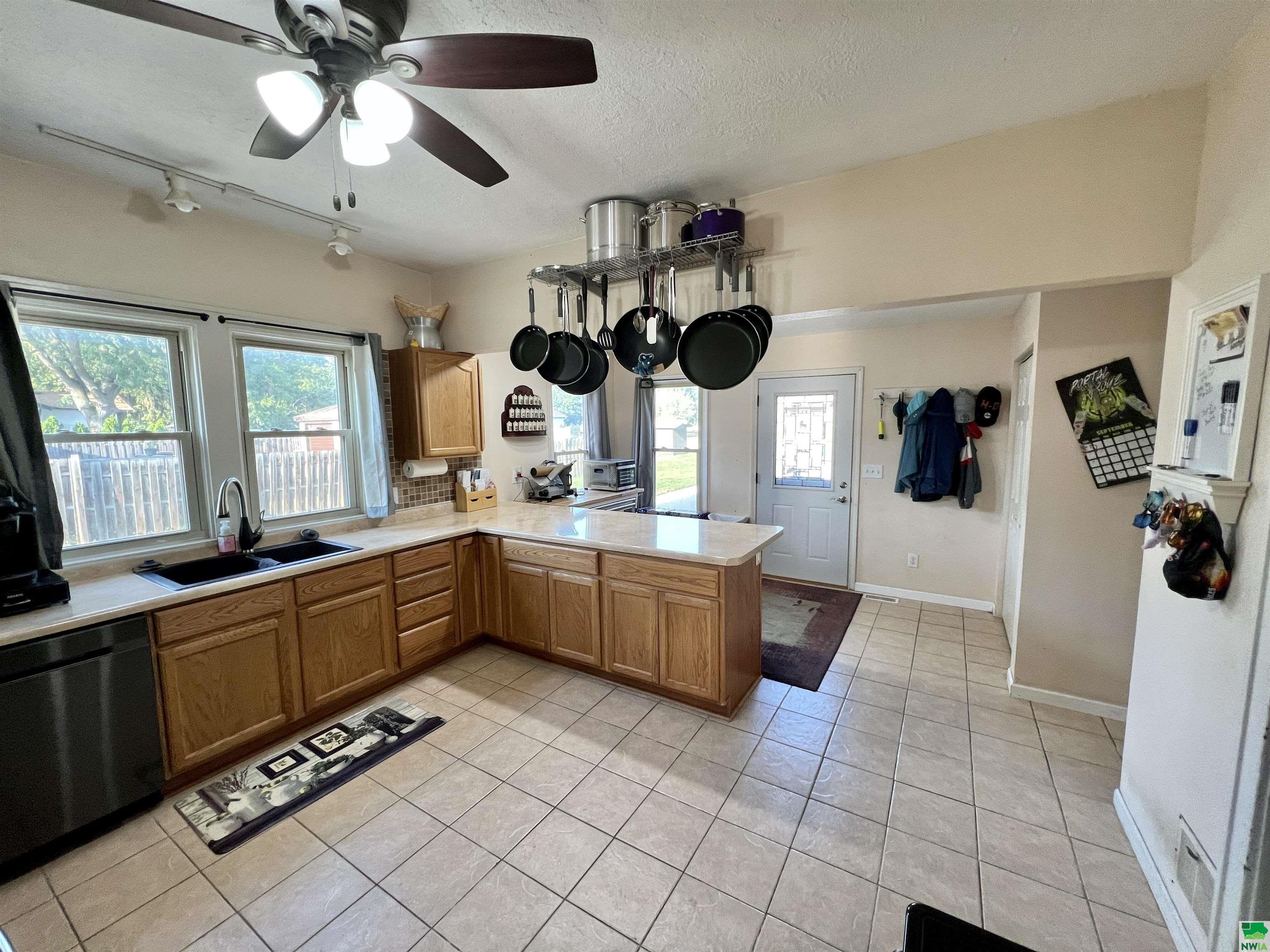 MLS #822204