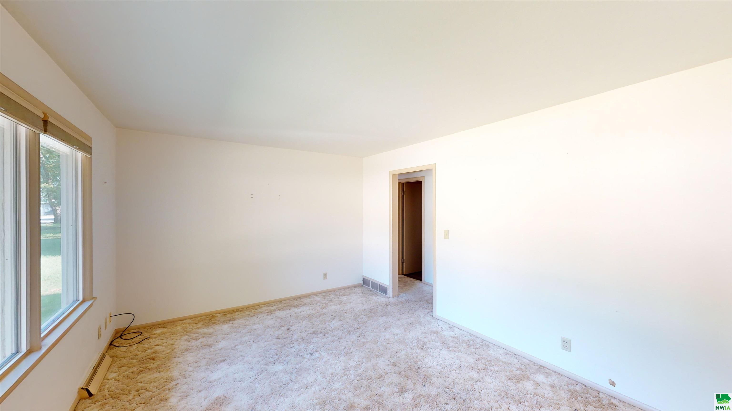 MLS #822207