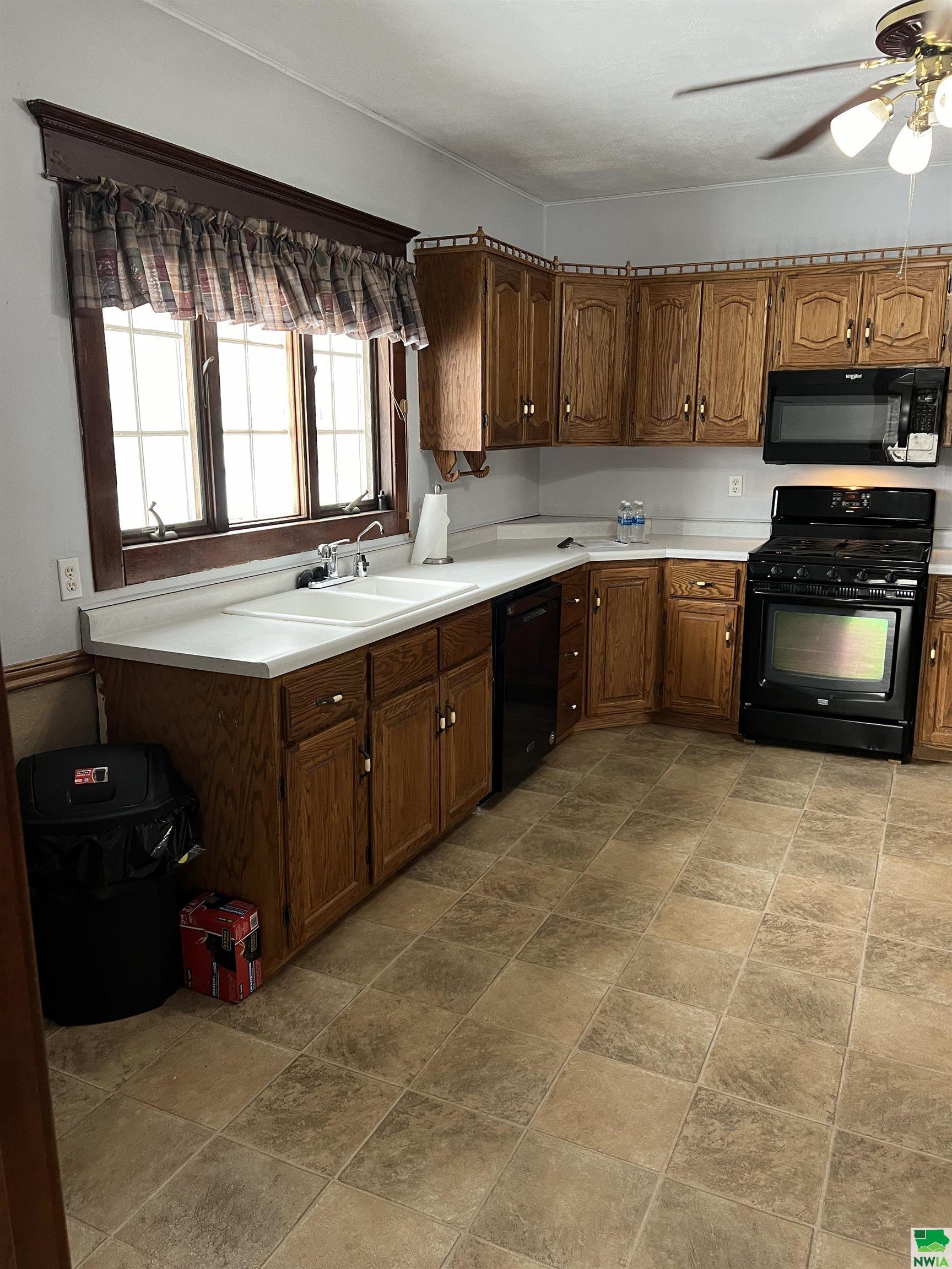 MLS #822456