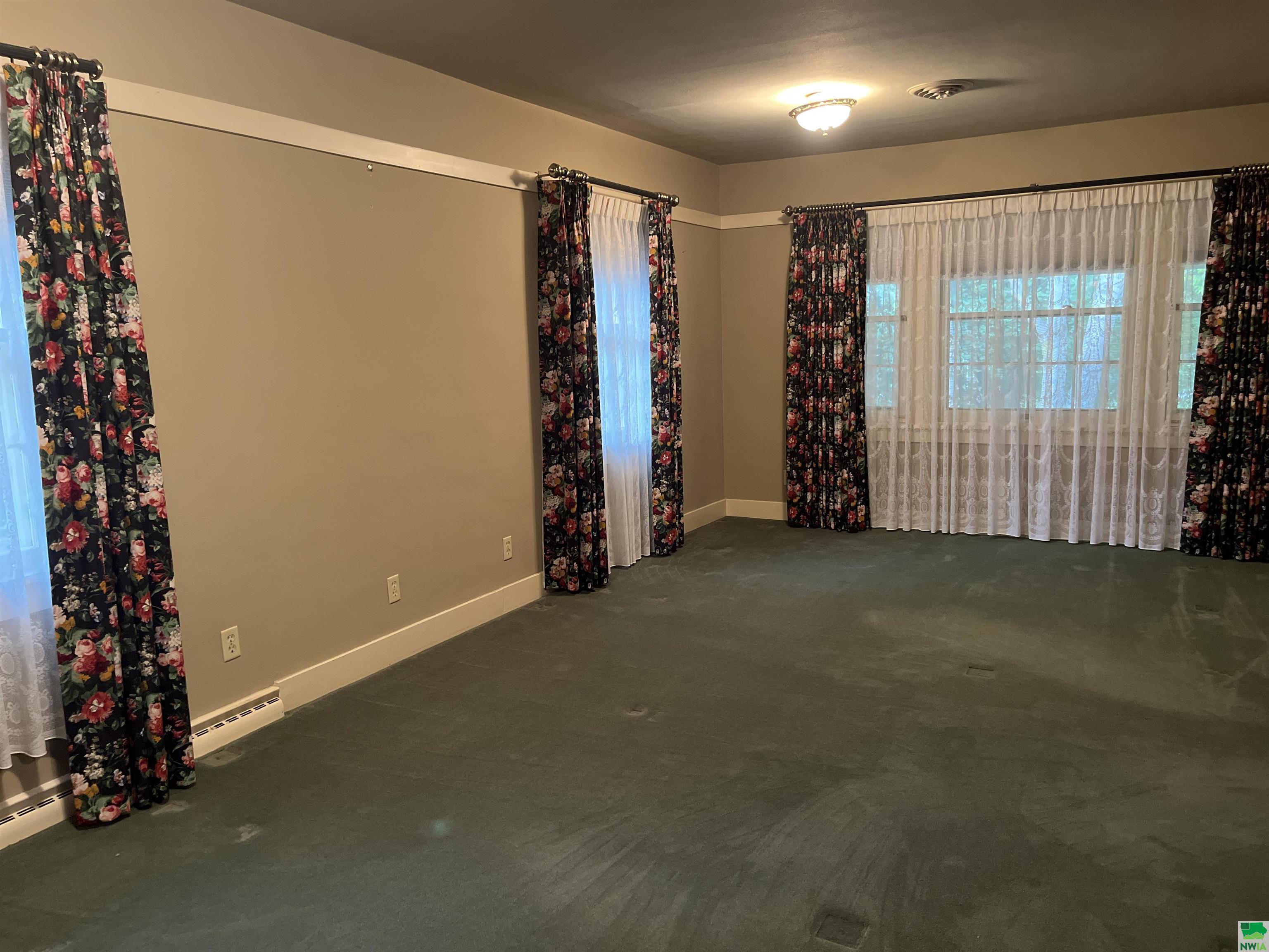 MLS# 822507