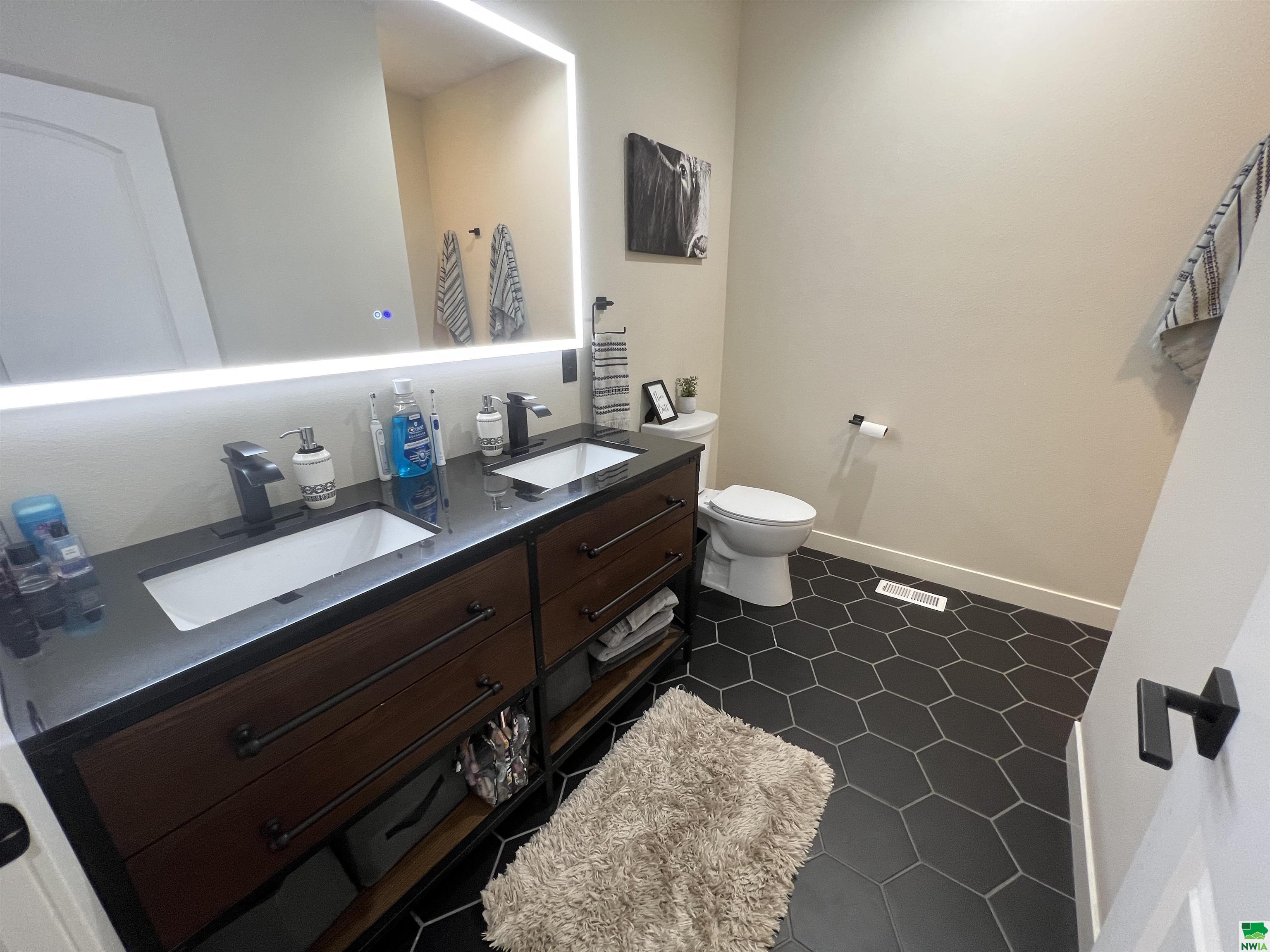 MLS #822547