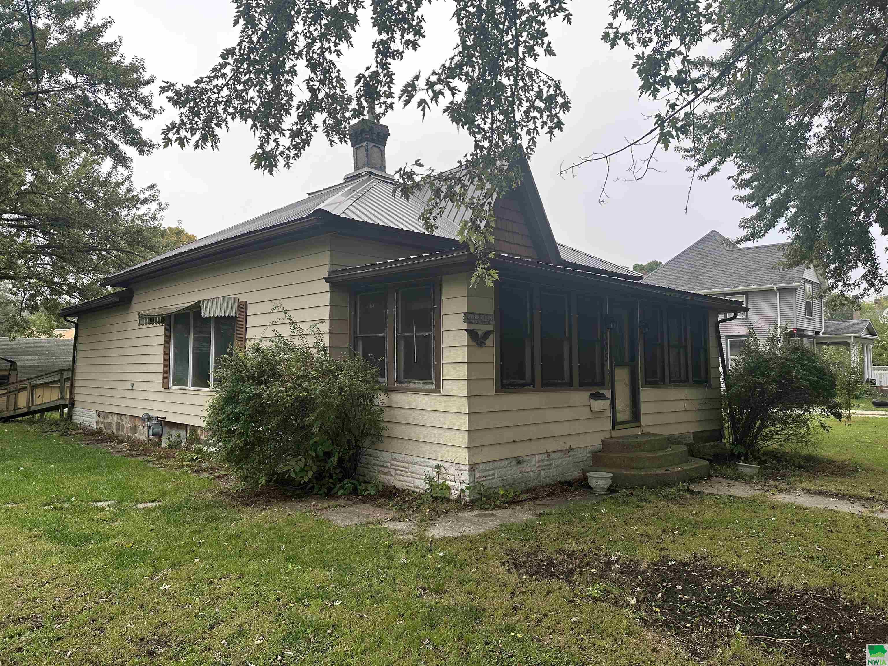 MLS #822550