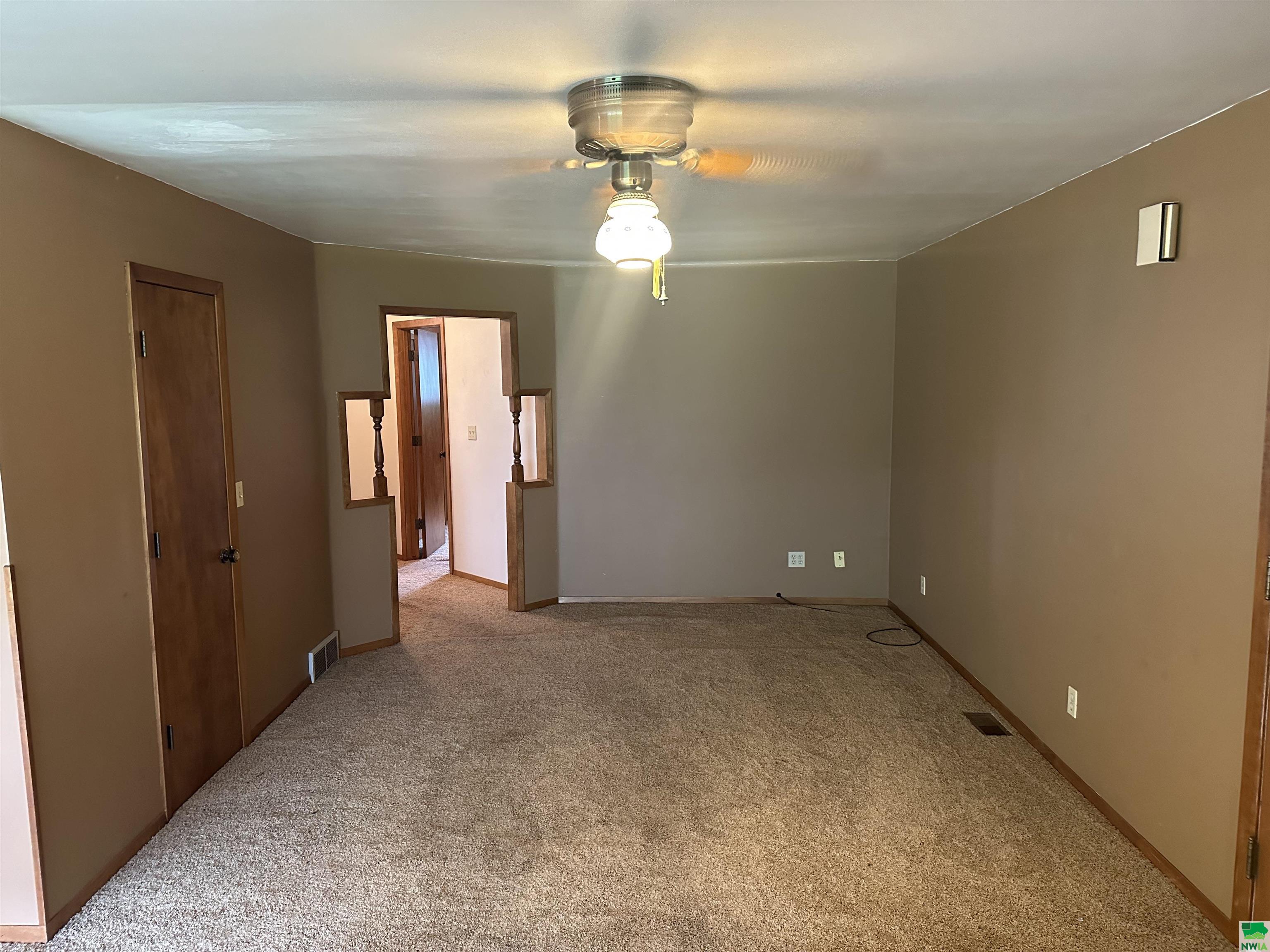 MLS #822550