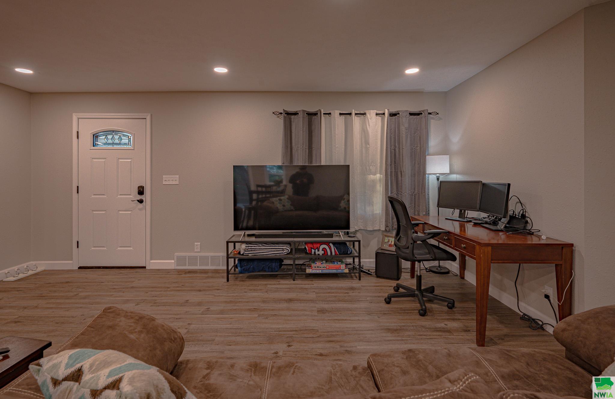 MLS #822690