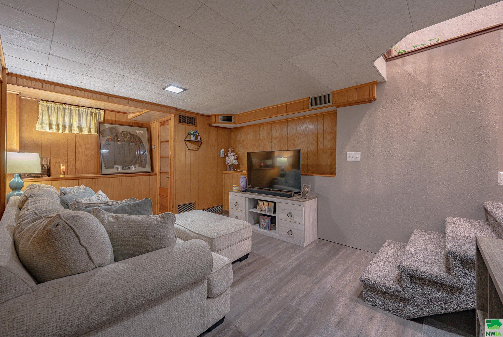 MLS #822690