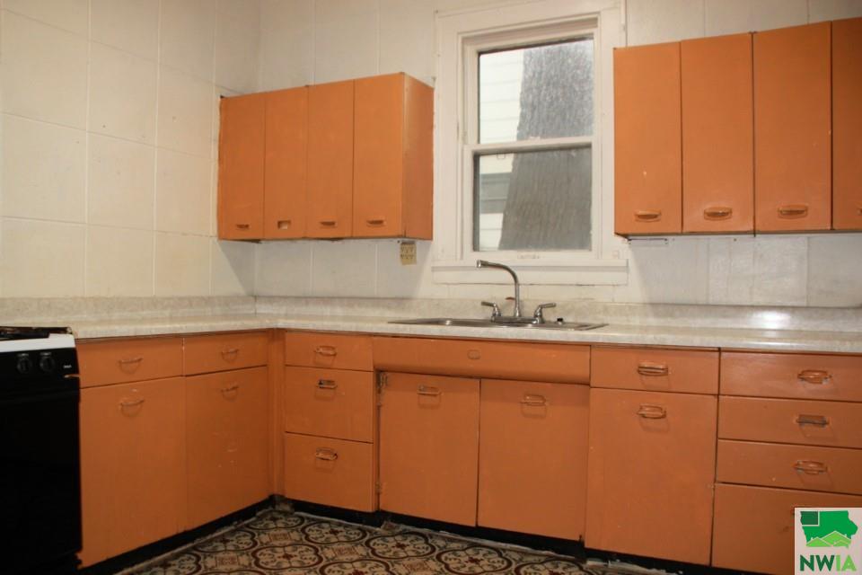 MLS #822700