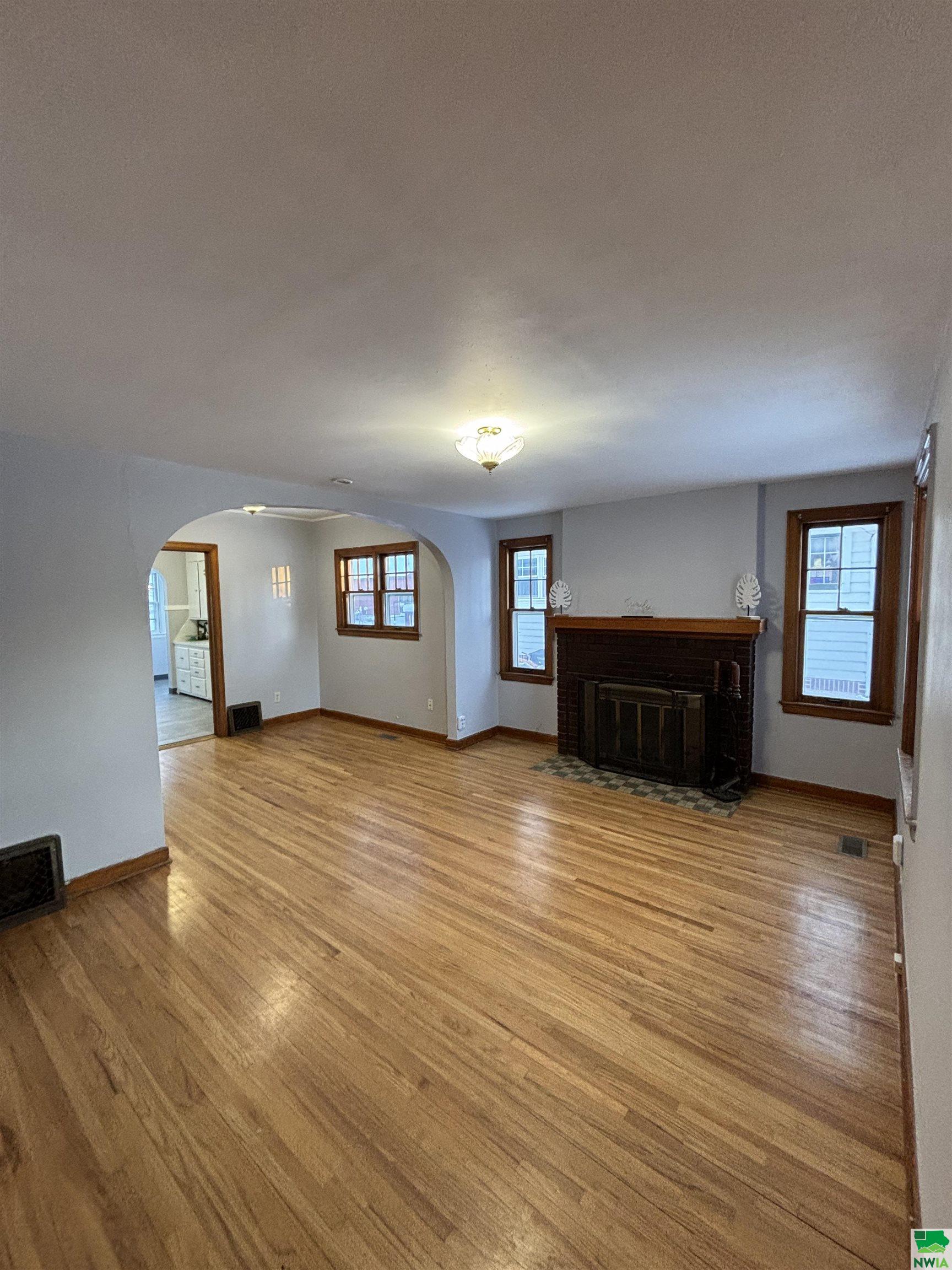 MLS #822861