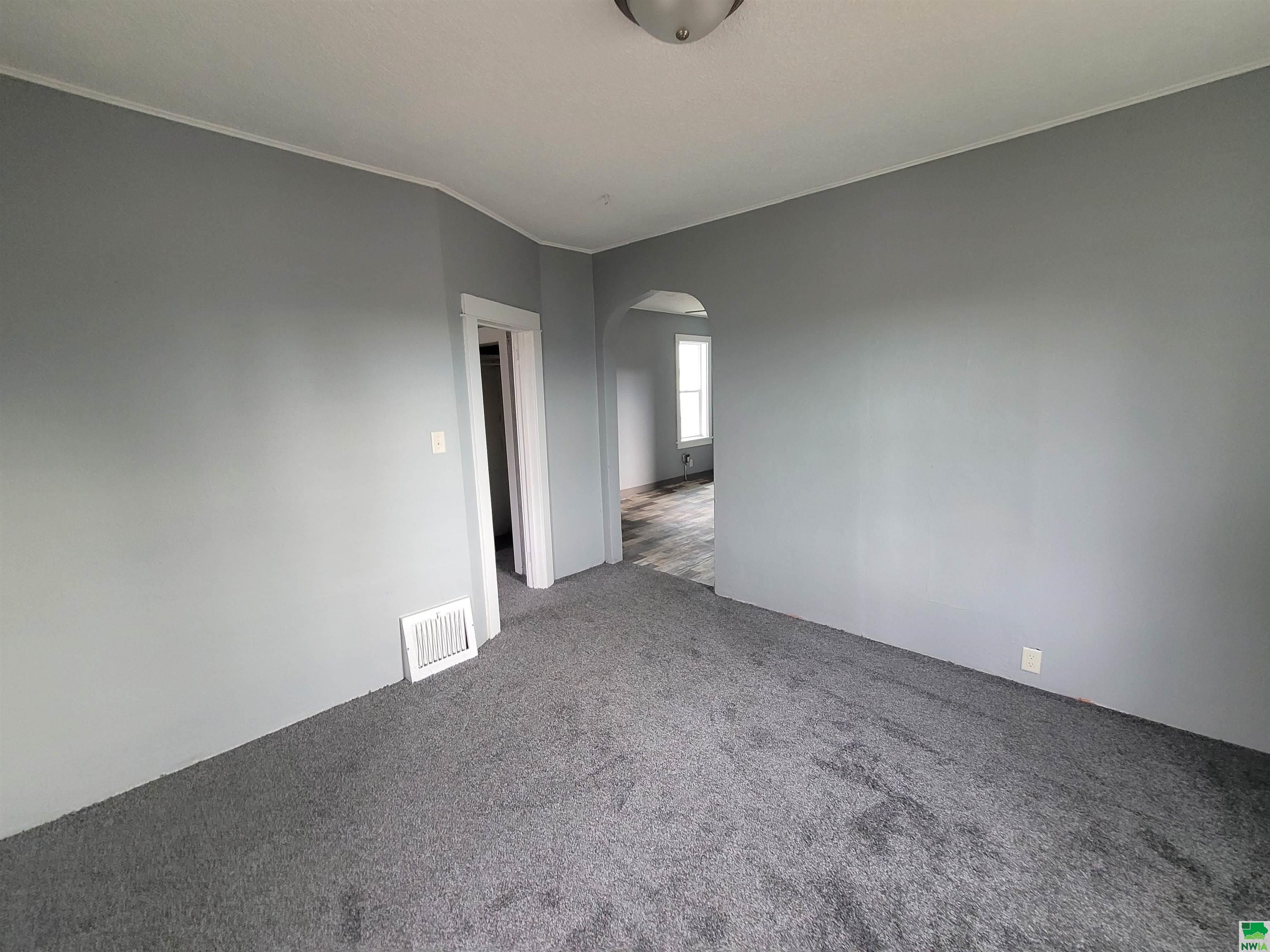 MLS #822918