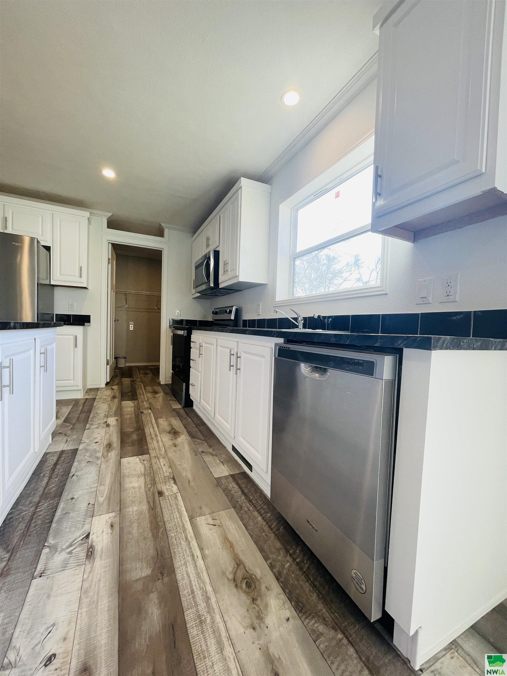 MLS #822943