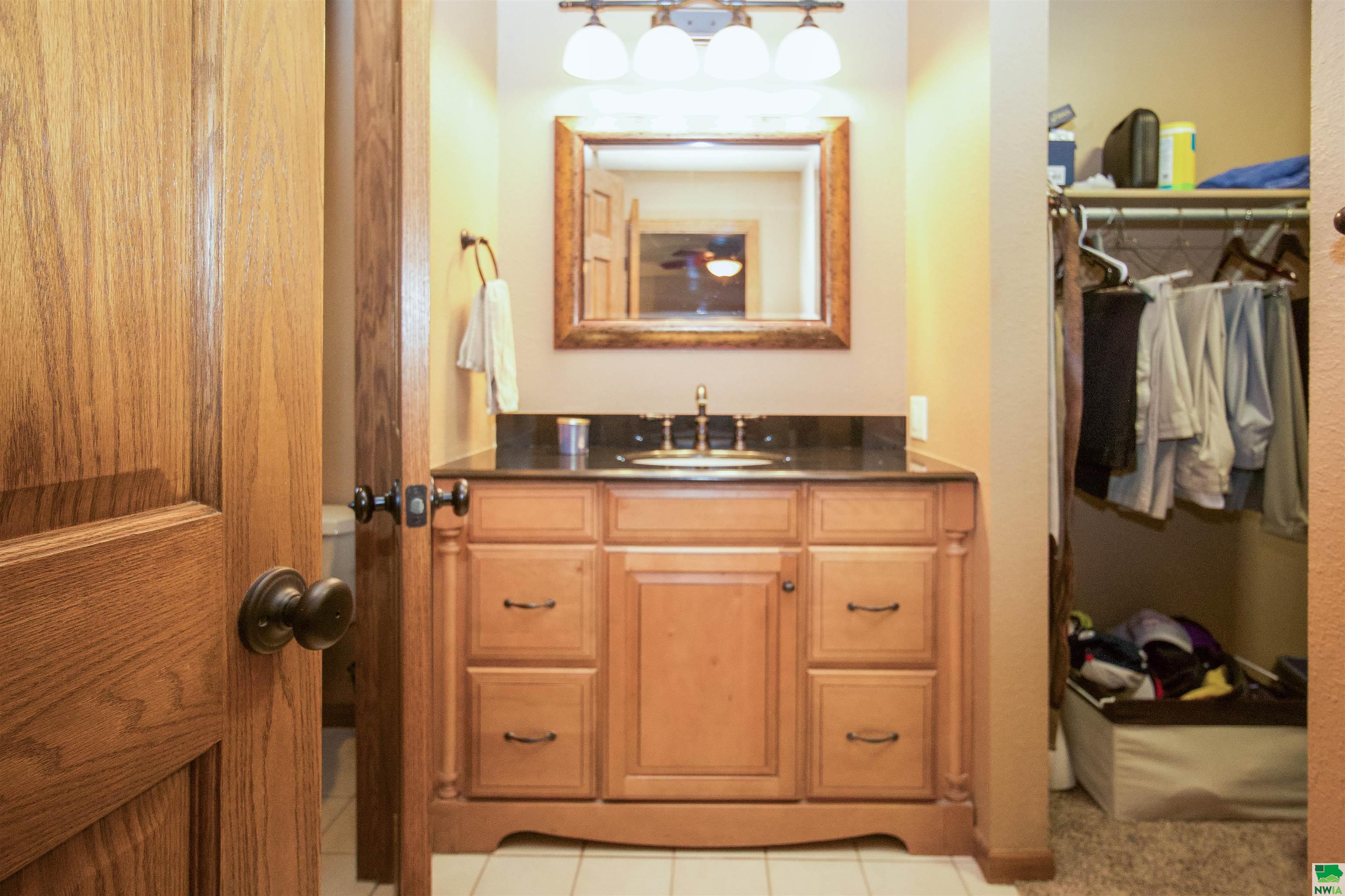 MLS #822948
