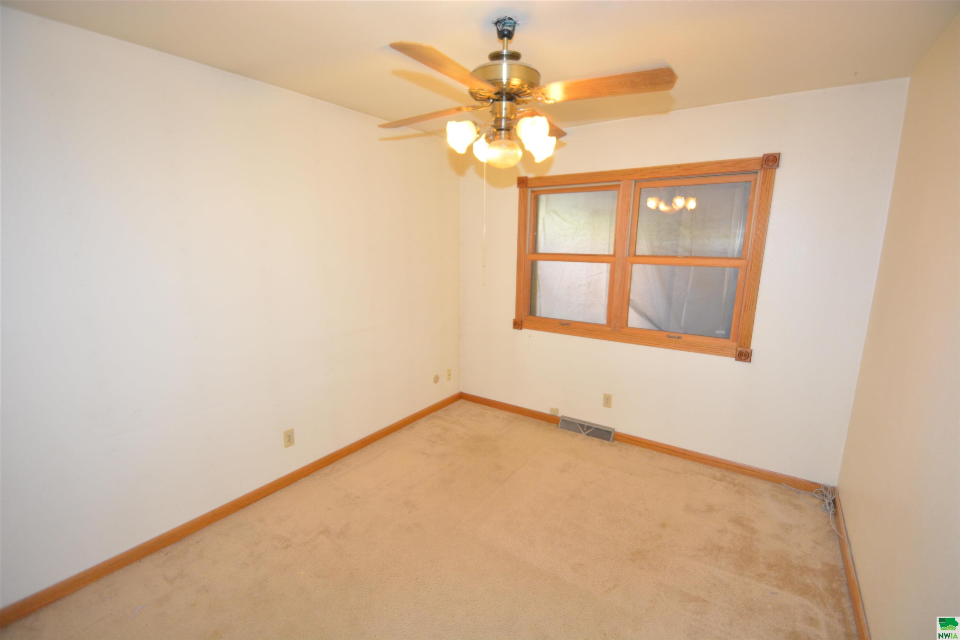 MLS# 823004