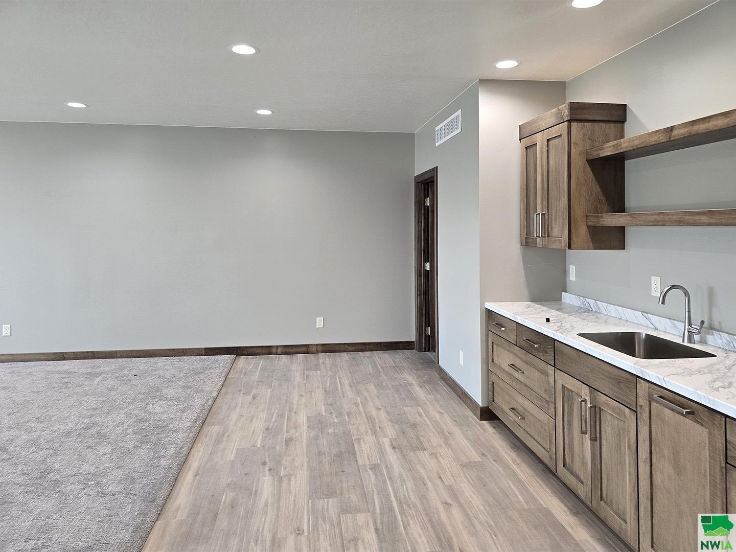 MLS #823052