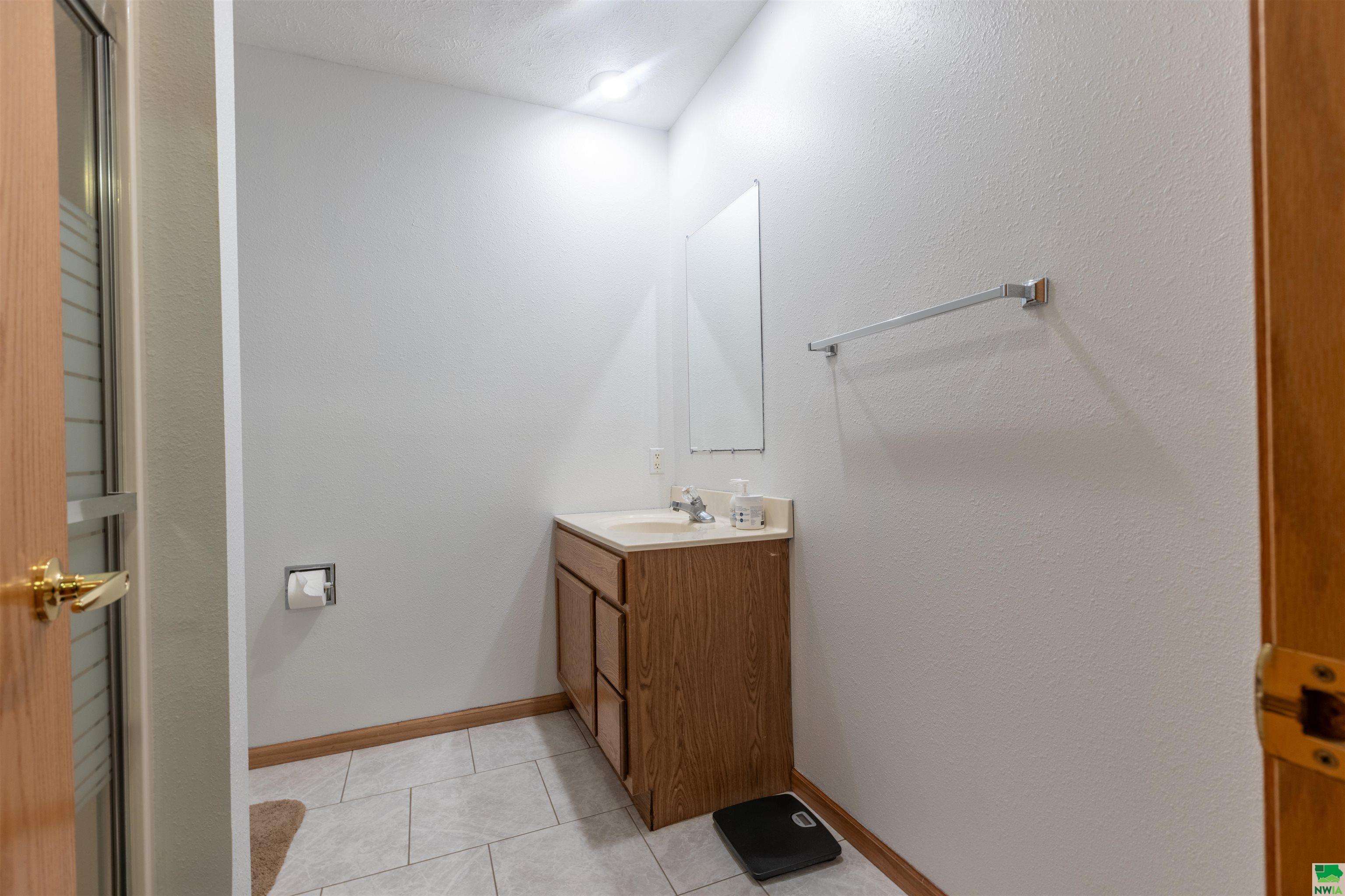 MLS #823068