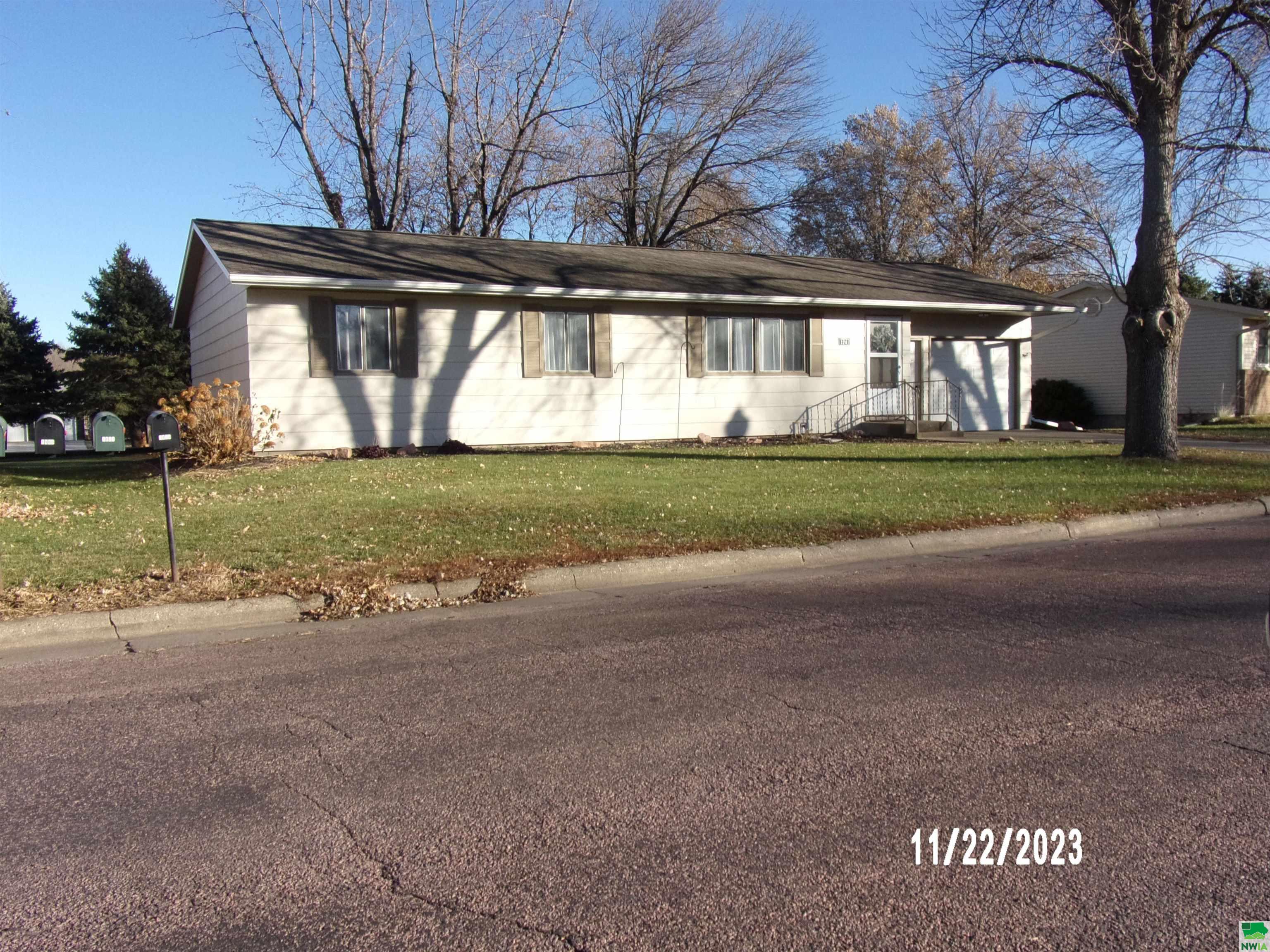 MLS #823073