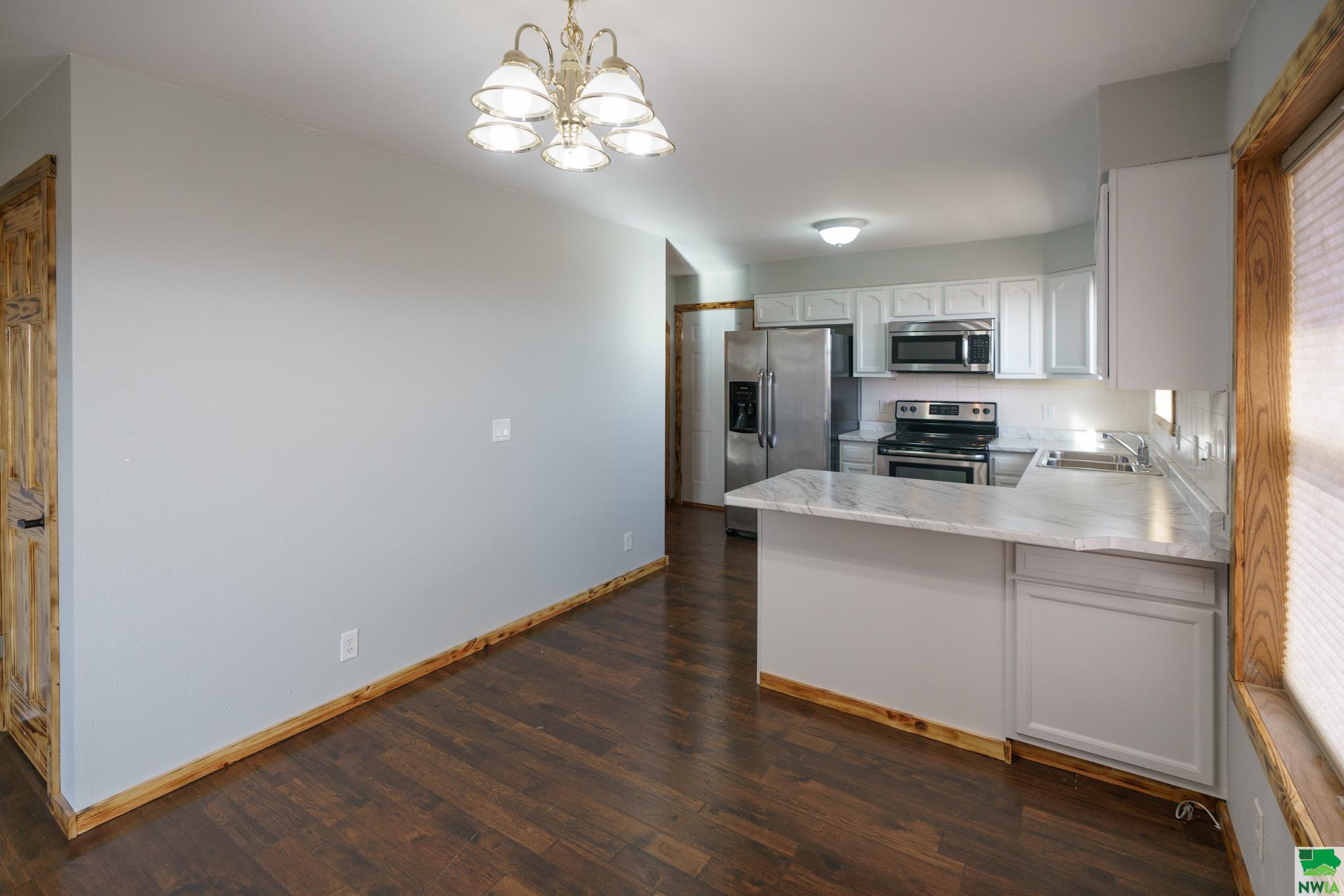 MLS #823075