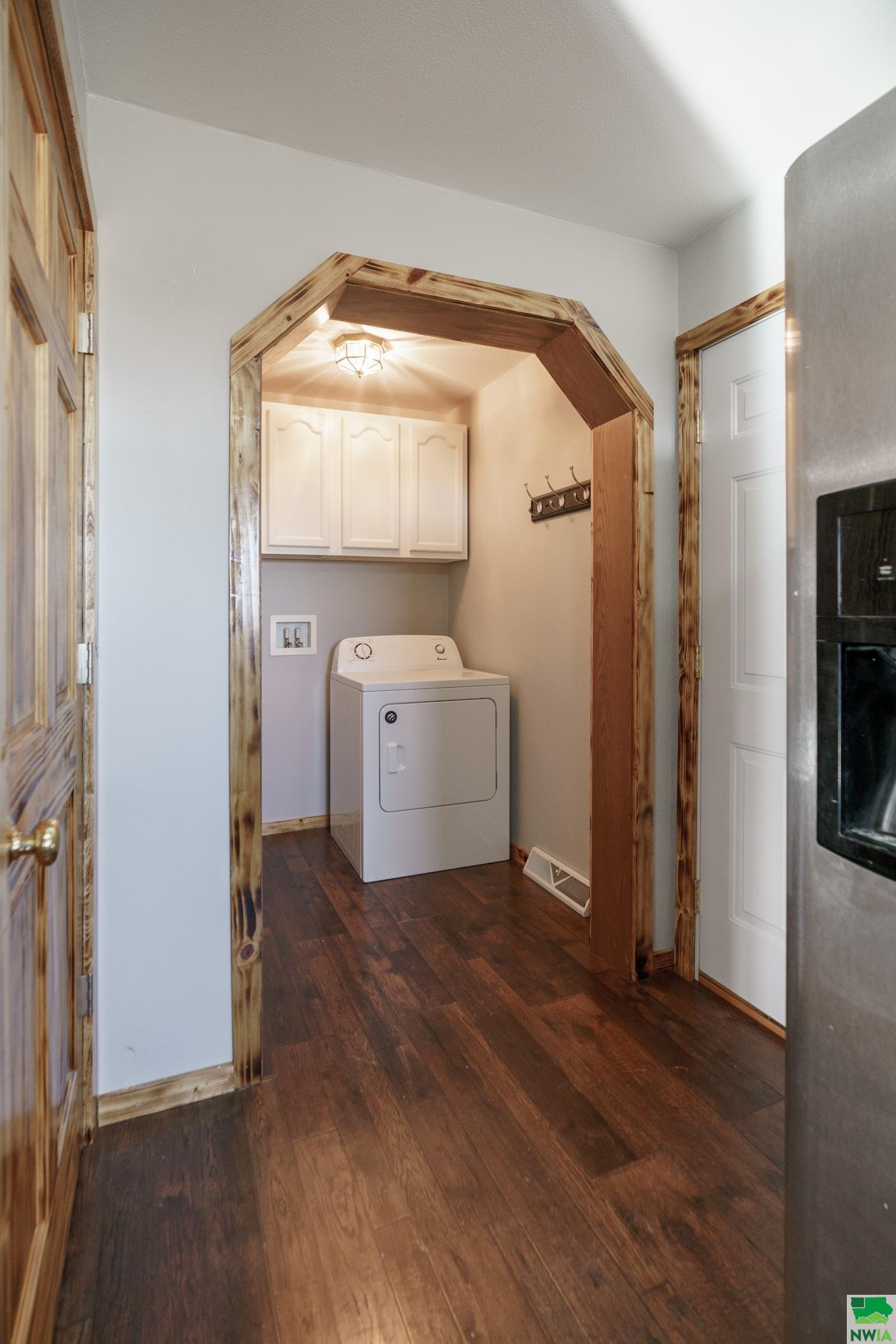 MLS #823075