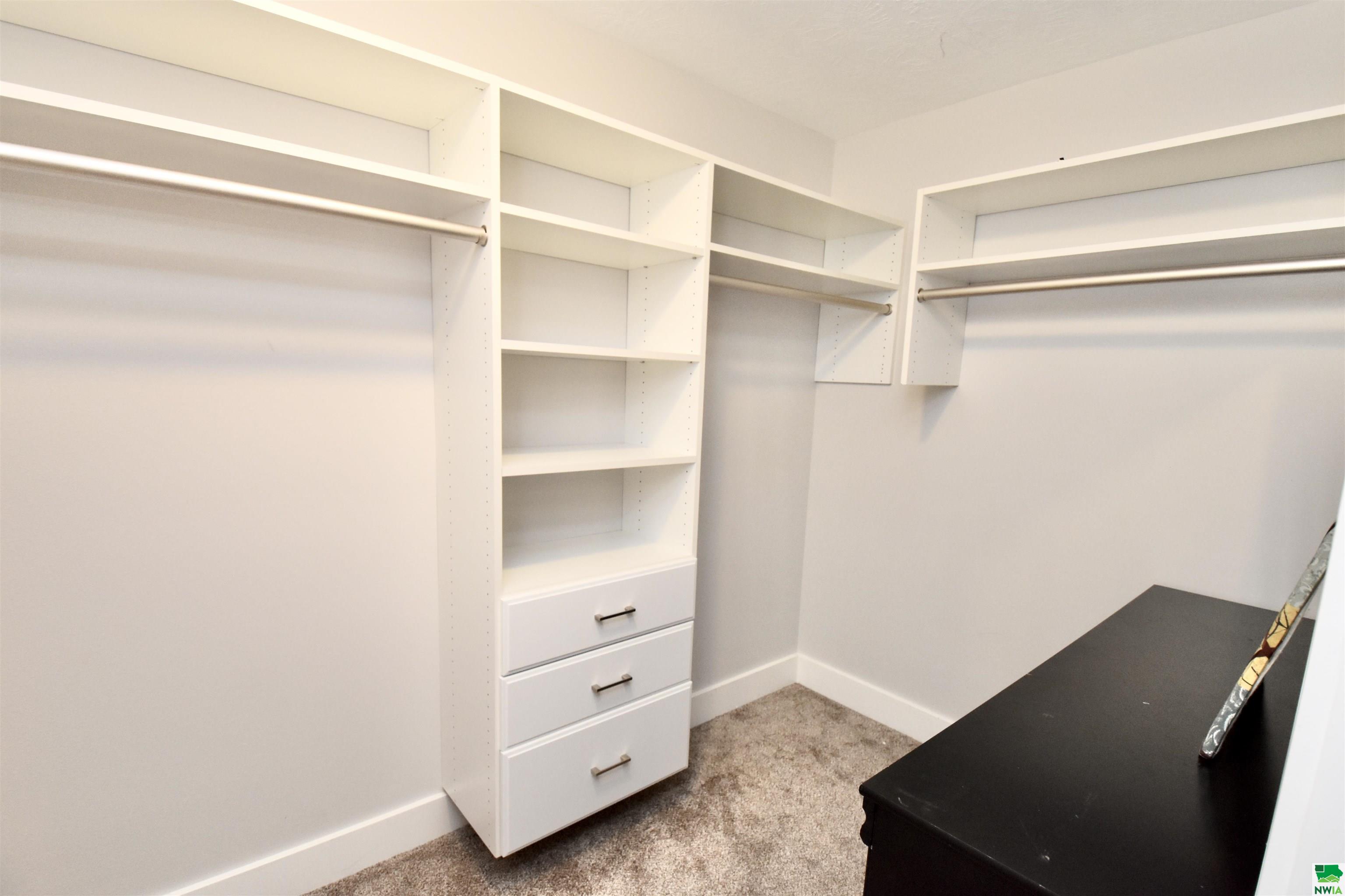 MLS #823081