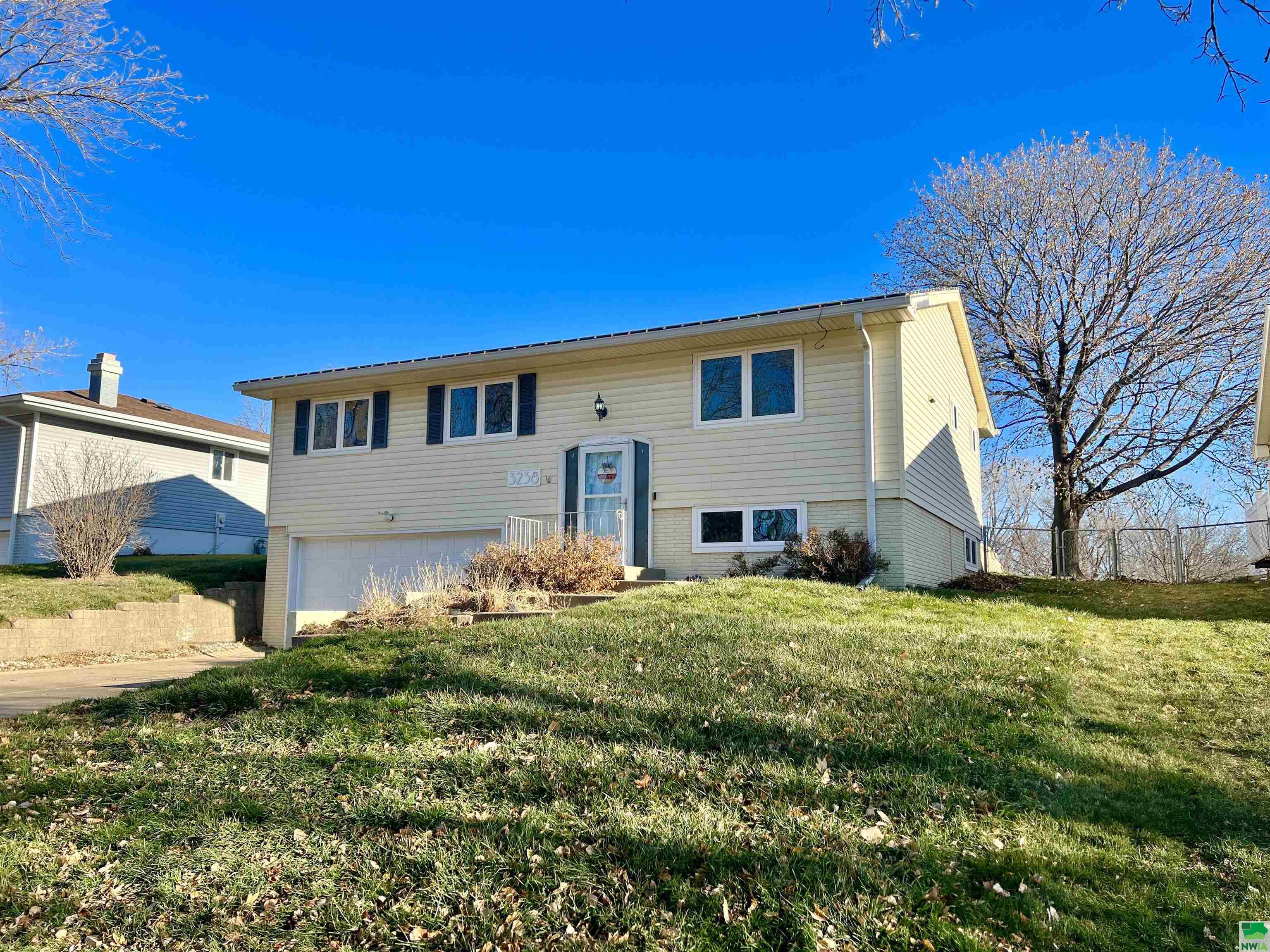 MLS #823123