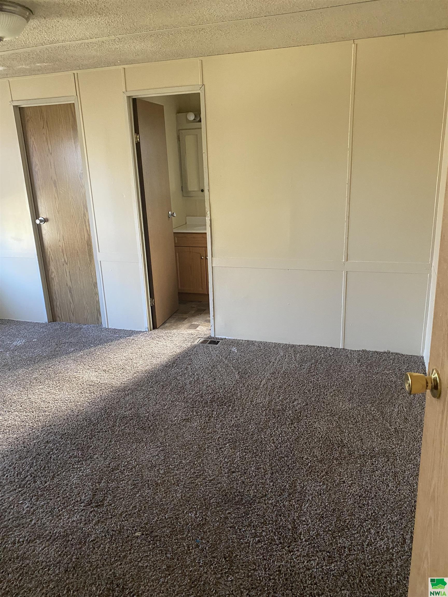 MLS #823394