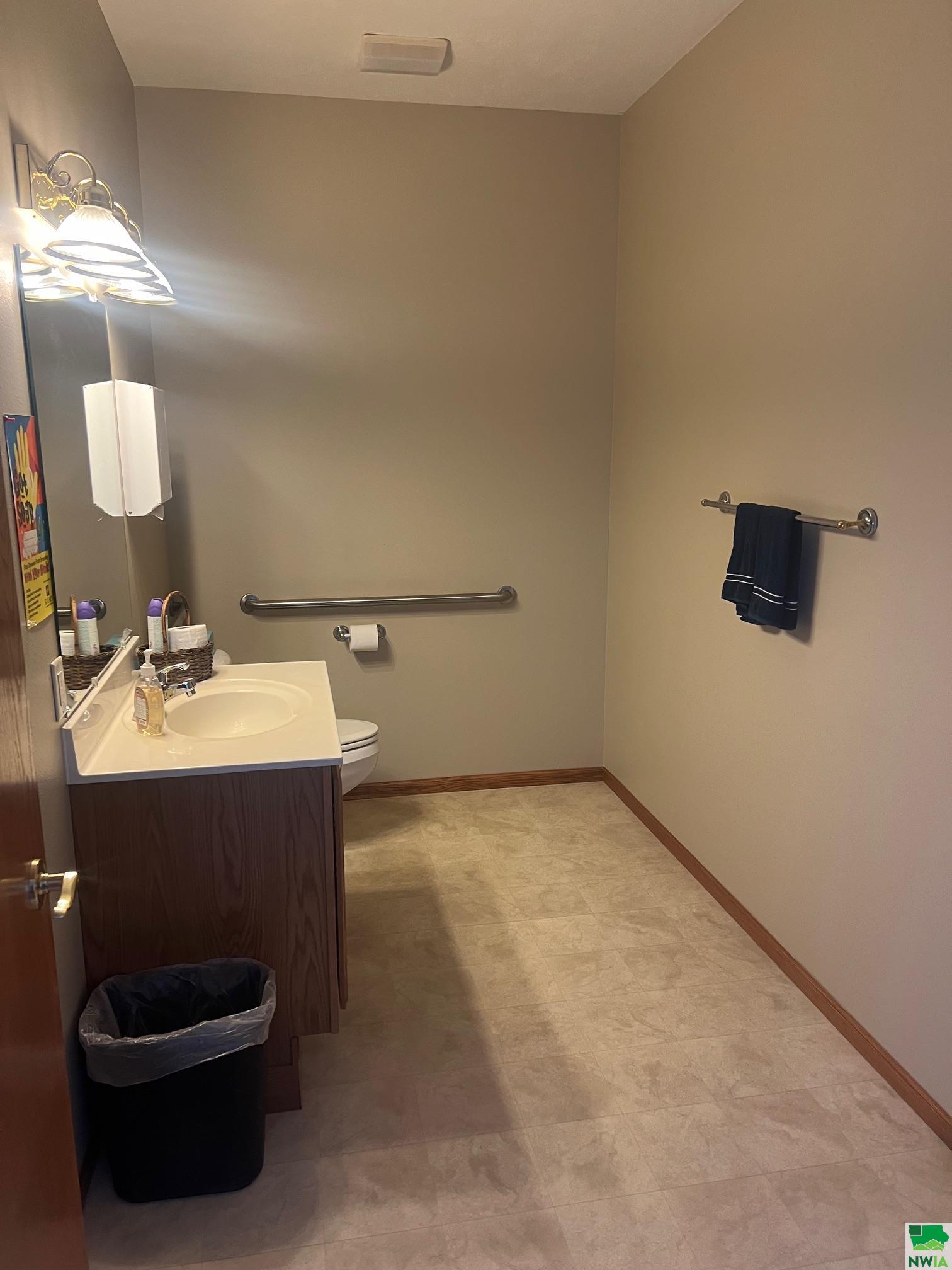 MLS #823403
