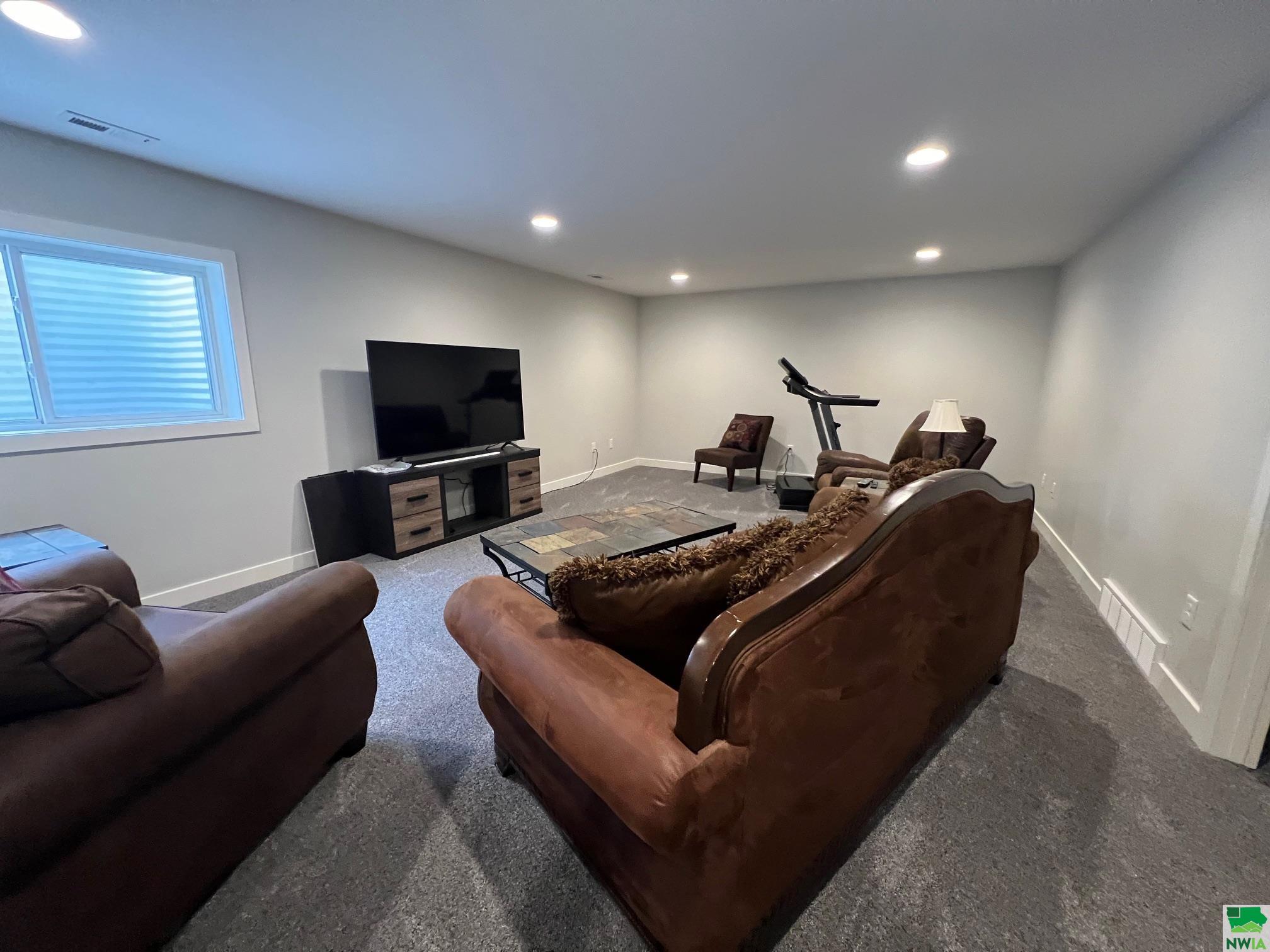 MLS #823470