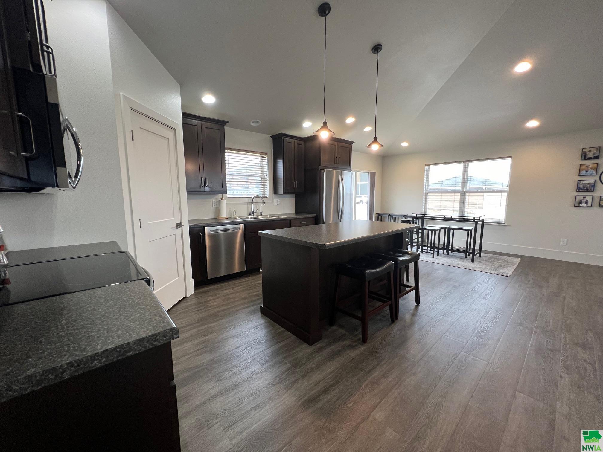 MLS #823470