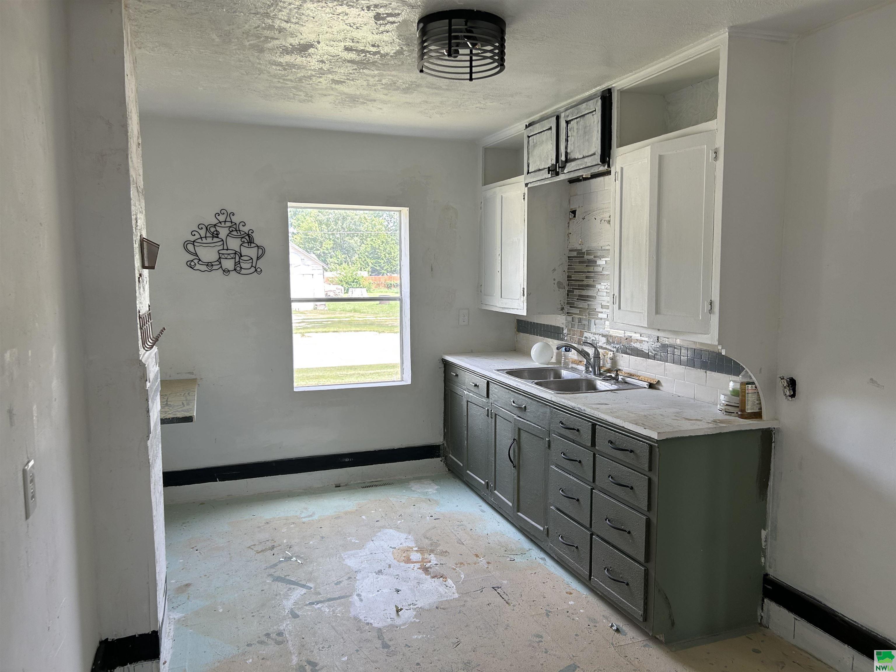 MLS #823777