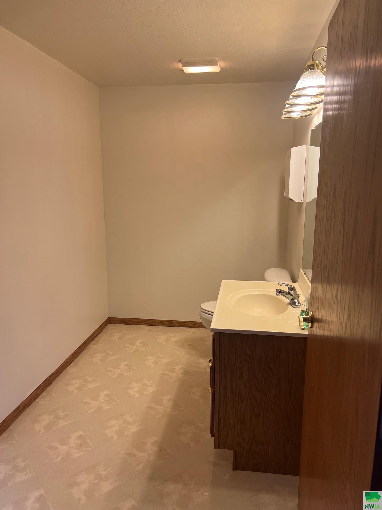 MLS #823975