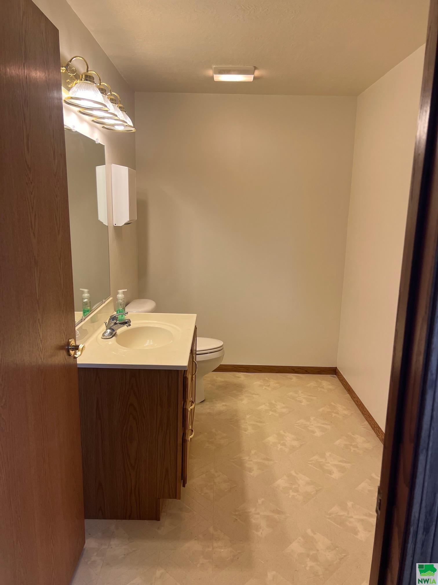 MLS #823975