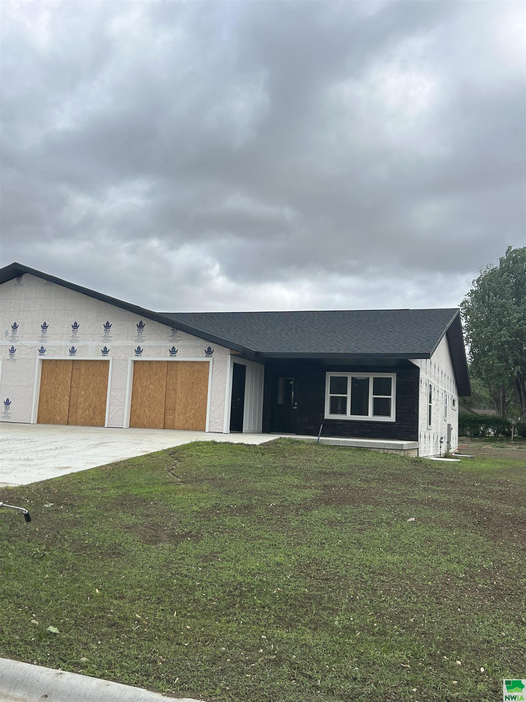 621 7th Street, Sheldon, IA 51201 