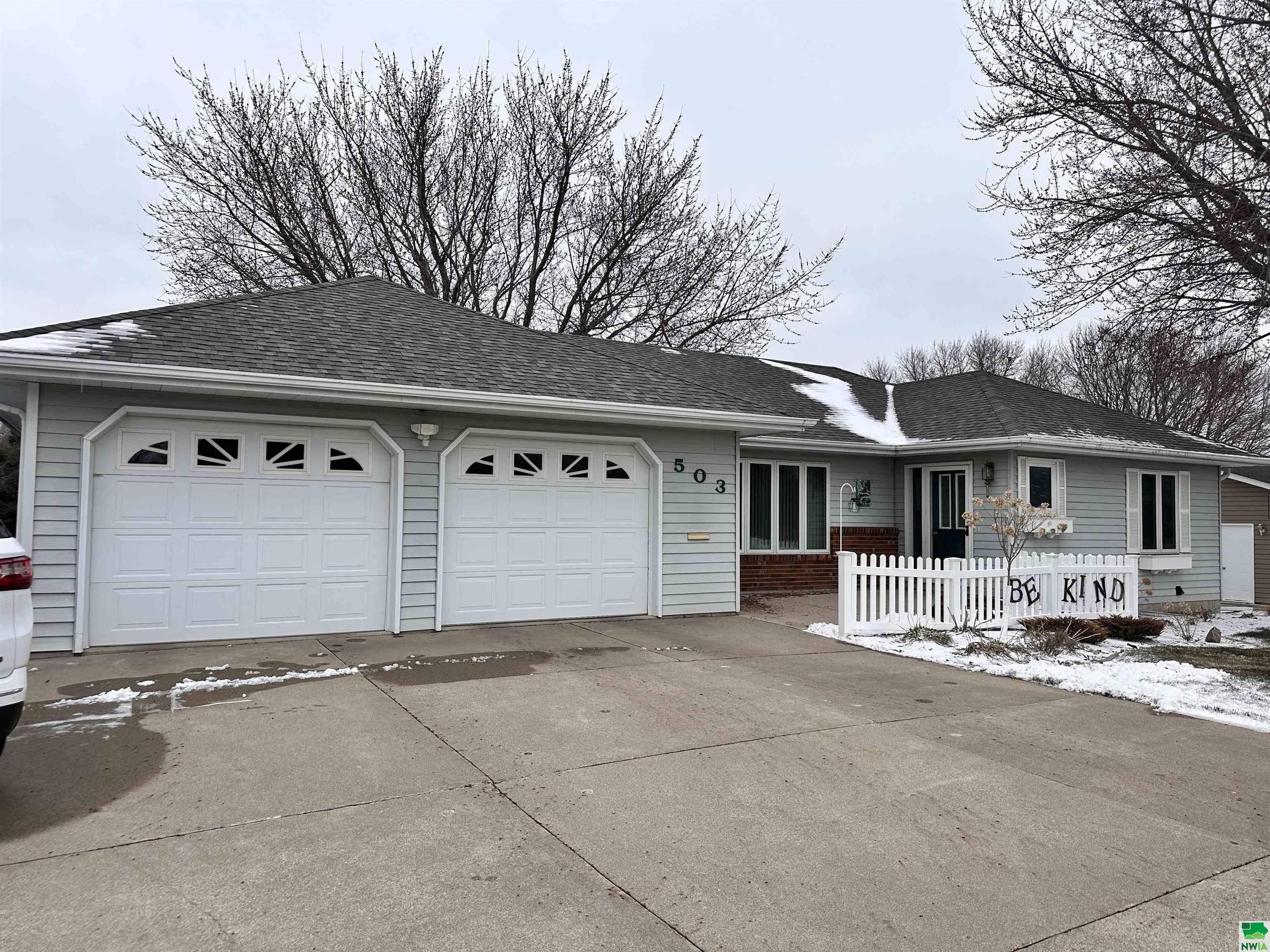 503 5th Street SE						  						 , Orange City						 , IA						  51041						  