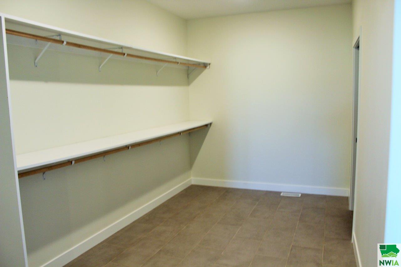 MLS #824218