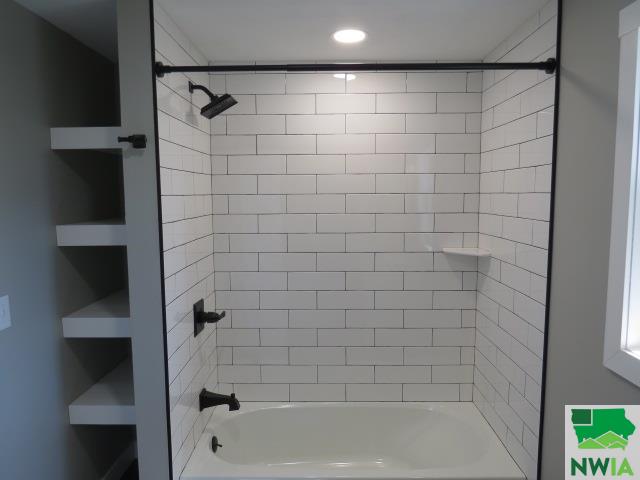 MLS #824239