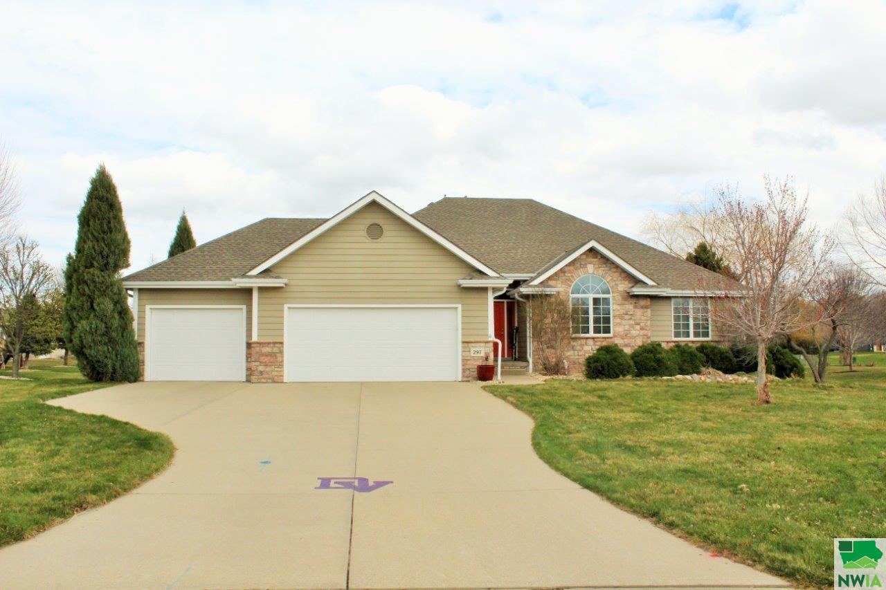 297 AUGUSTA CIR, Dakota Dunes, SD 57049 