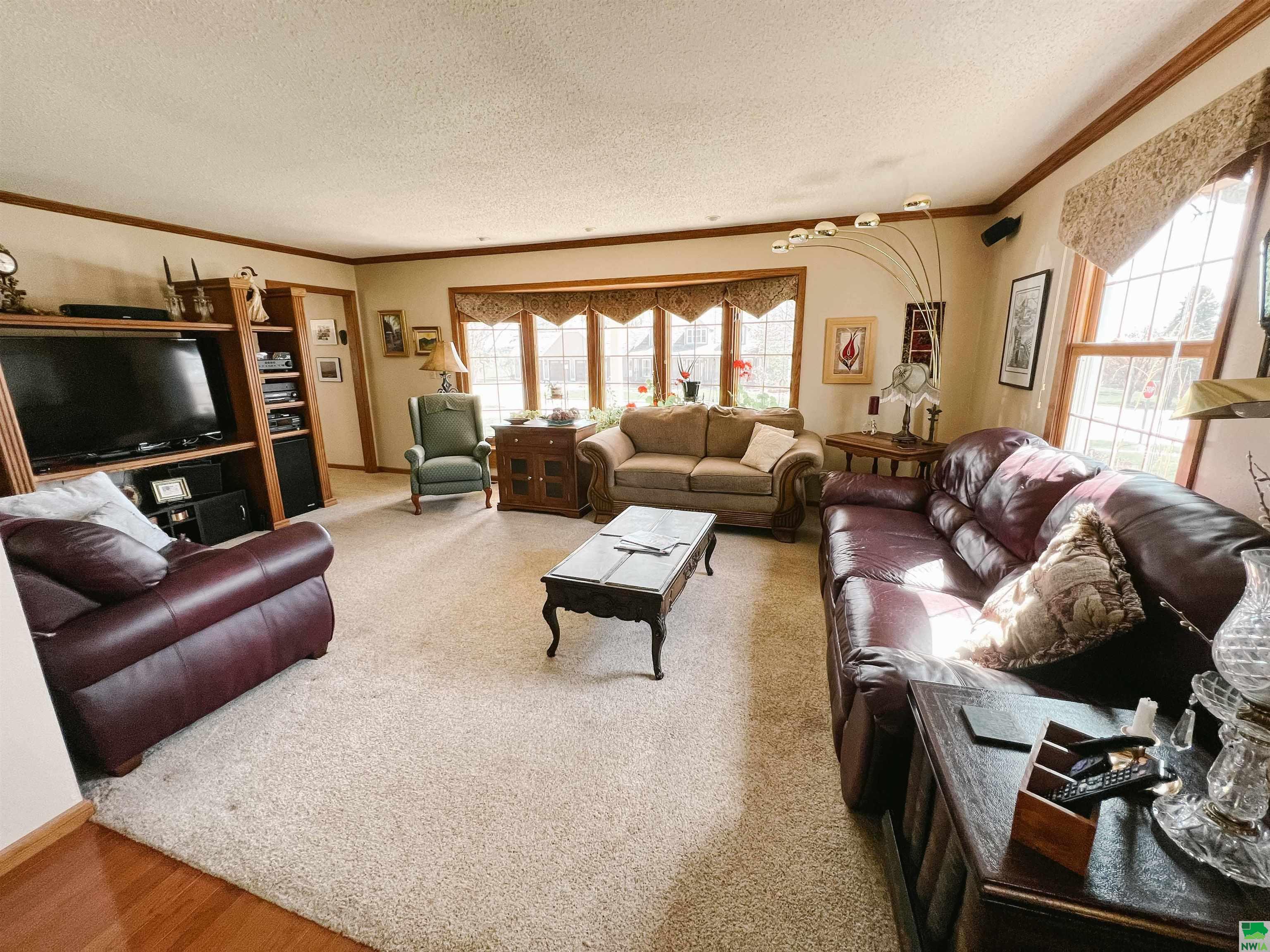 MLS #824425
